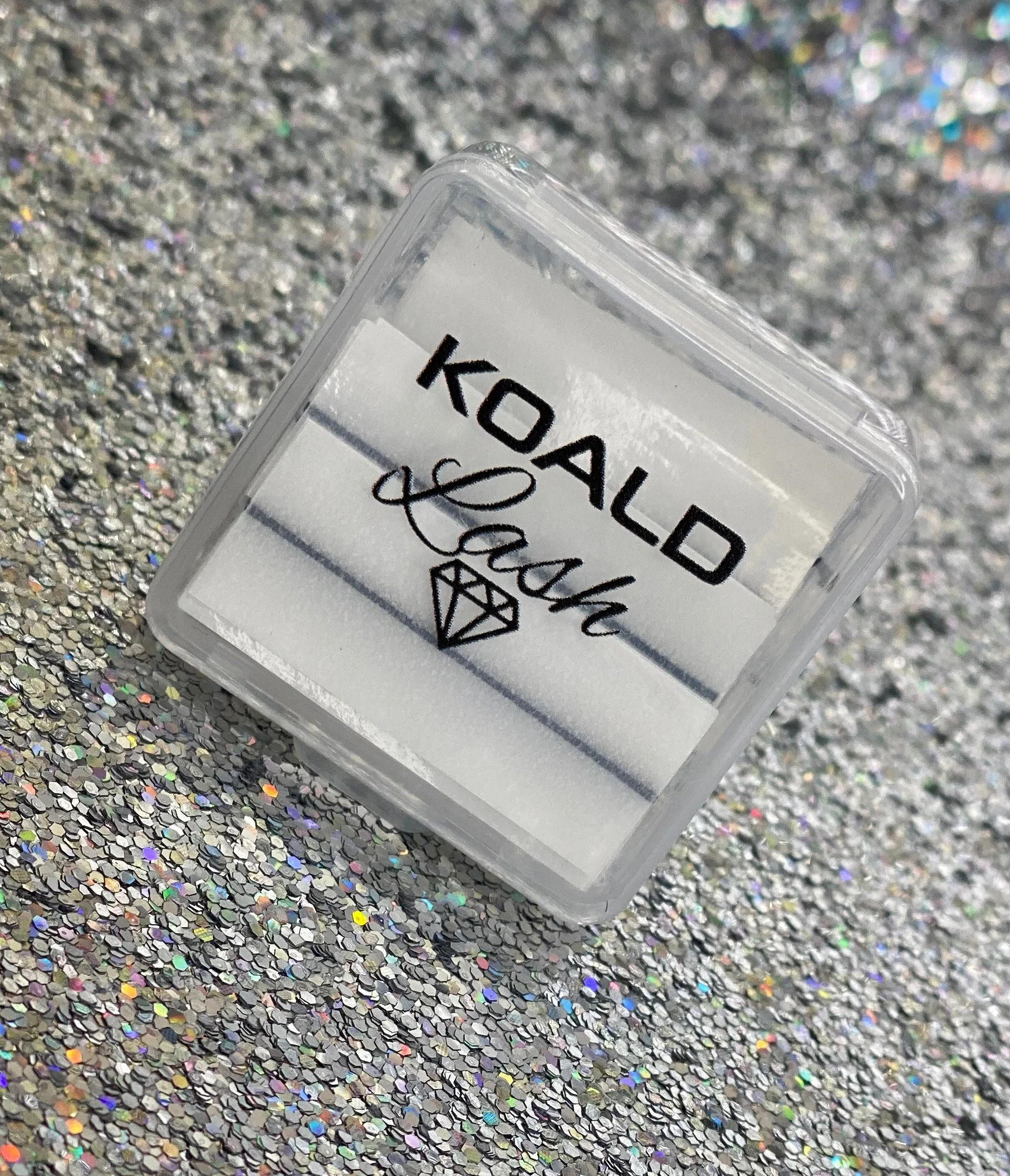 NEW!!! KOALD GLUELESS Lash Strip (30 STRIPS)