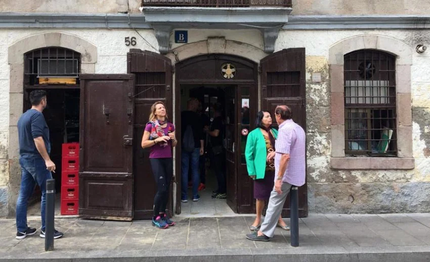 Barcelona where to eat. Cova Fumada.jpg
