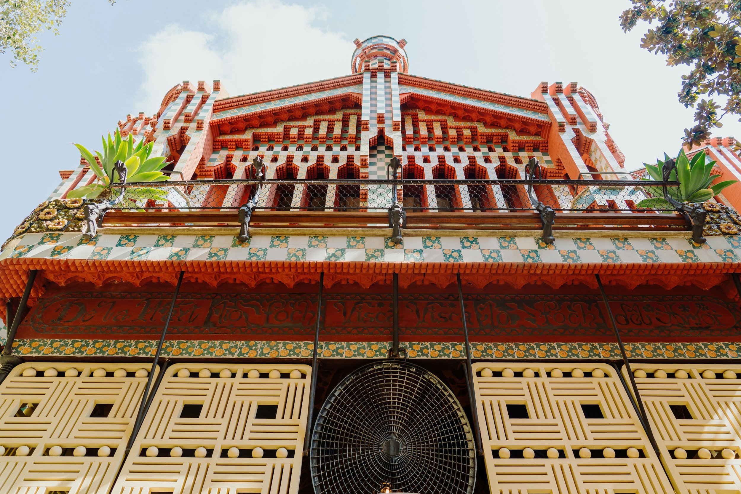 casa vicens exterior