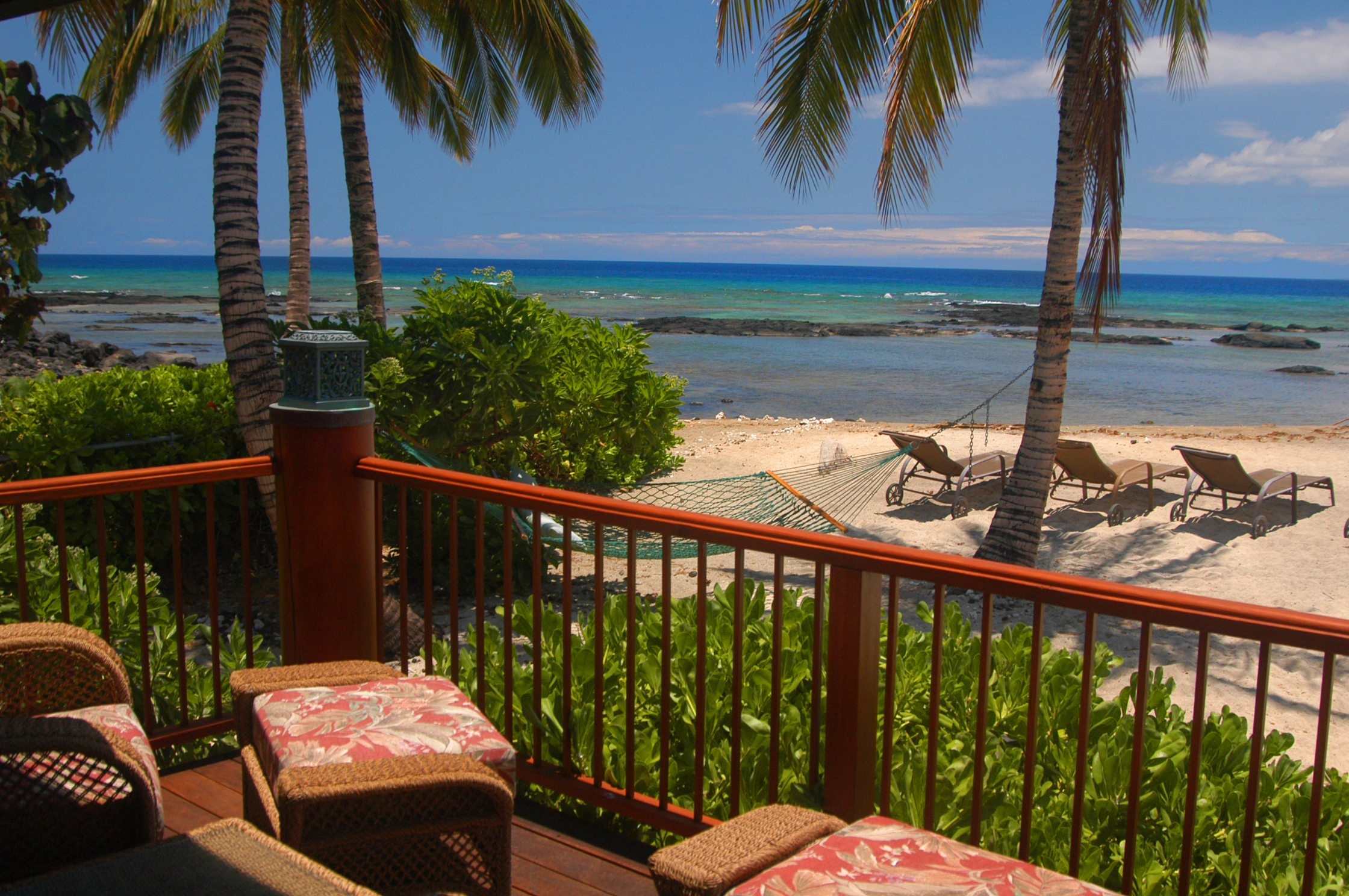 hula balcony:beach.JPG