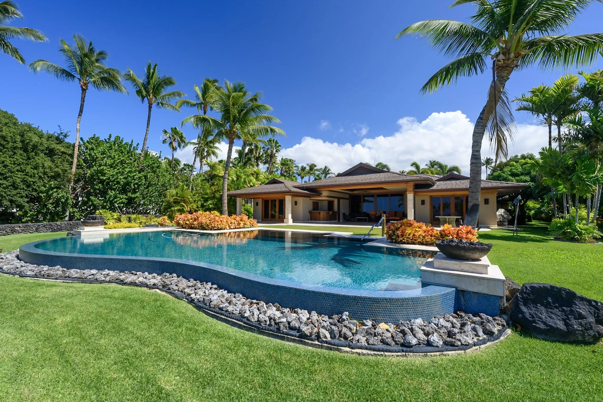 17-Pauoa 105039-69.jpg