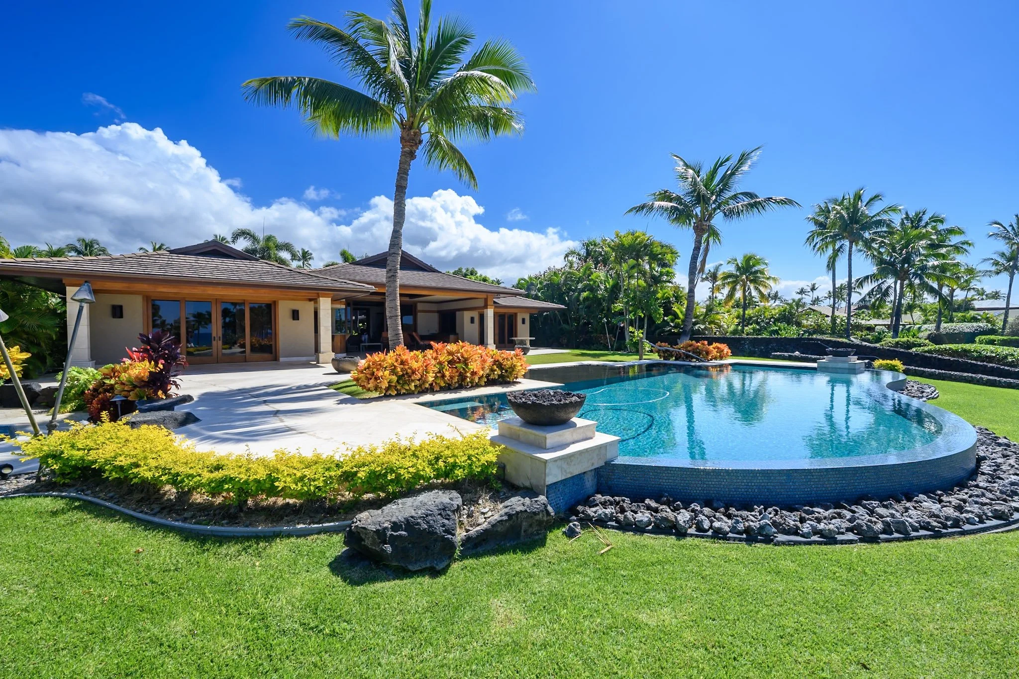 19-Pauoa 105039-71.jpg