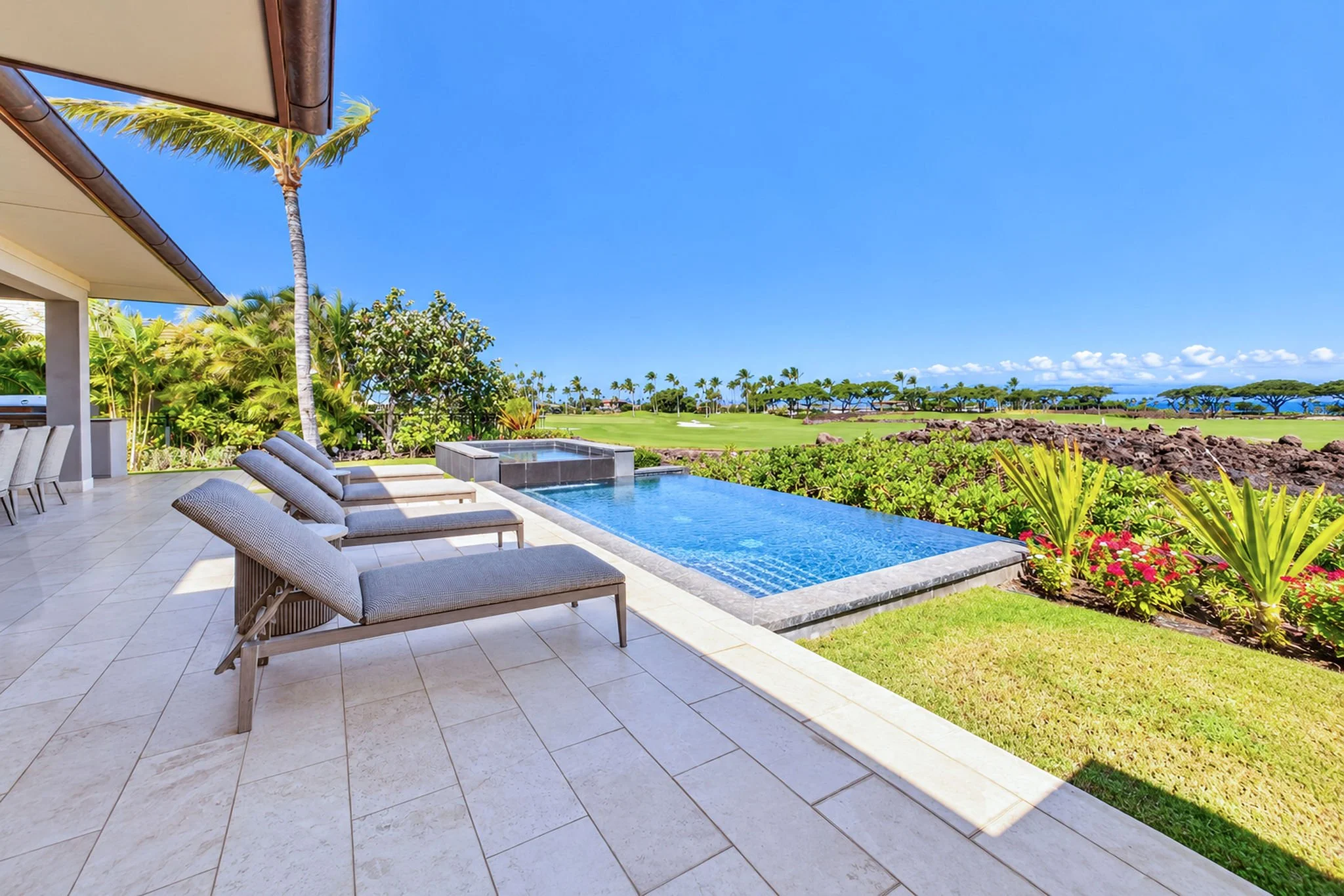 Patio4.jpg