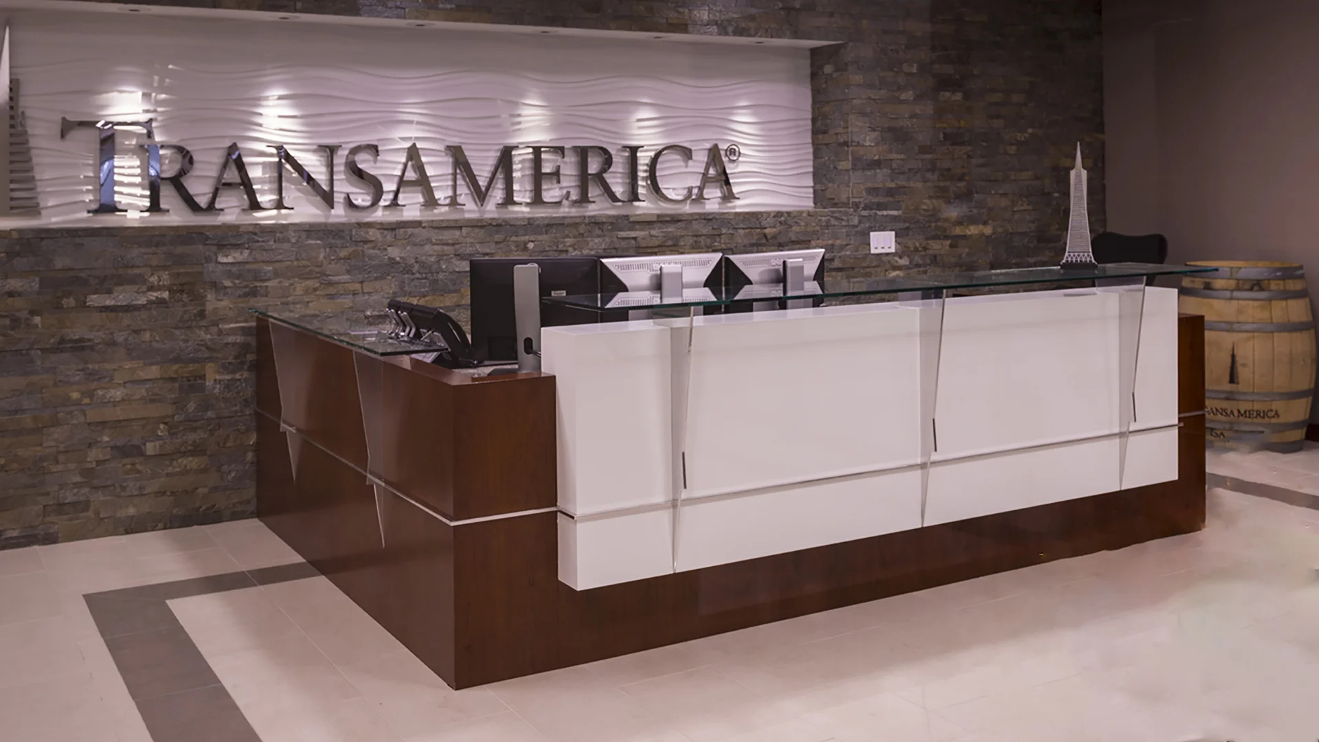 Flipbook Transamerica Lobby.jpg