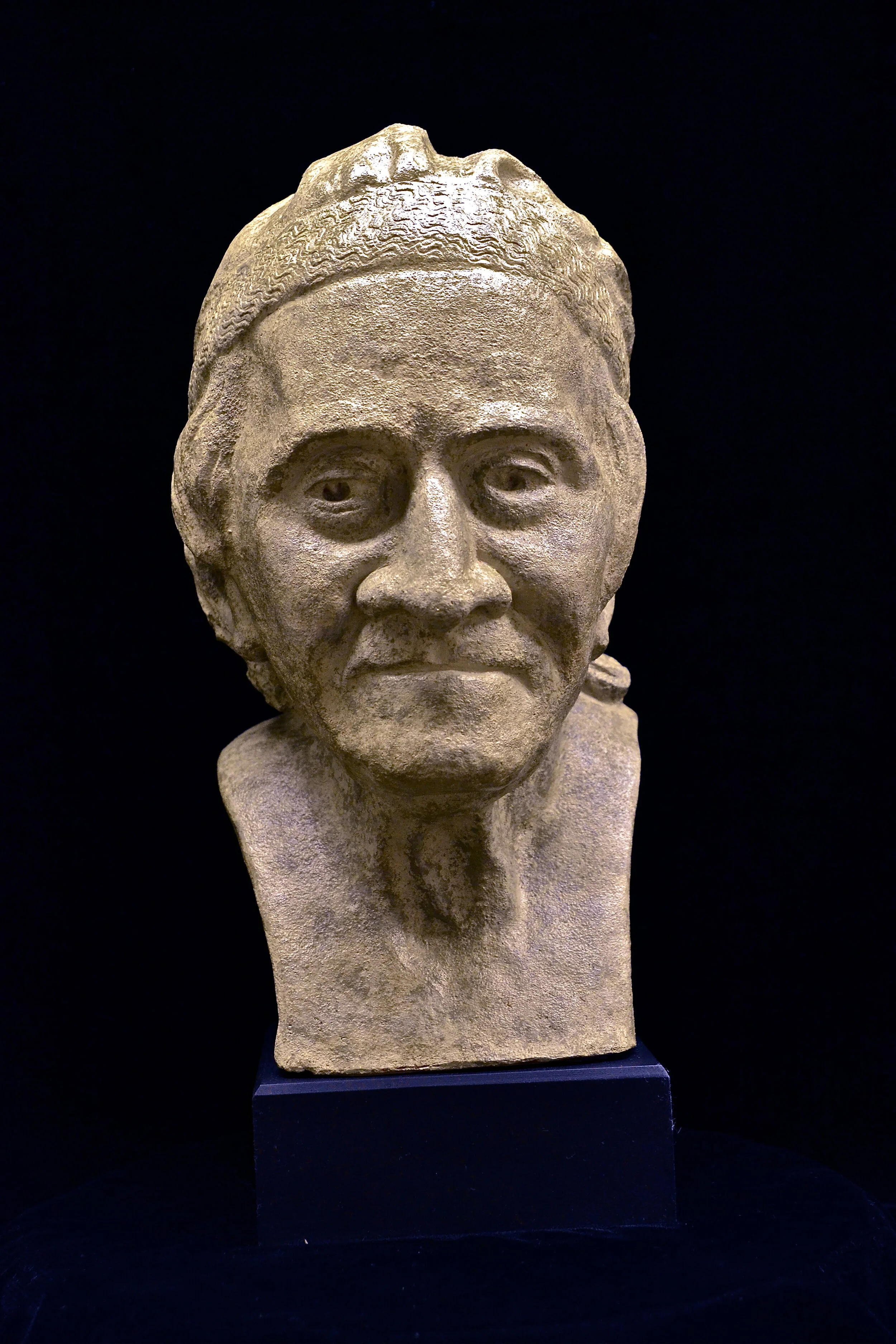 Introduction to Portrait Sculpture (6th session)