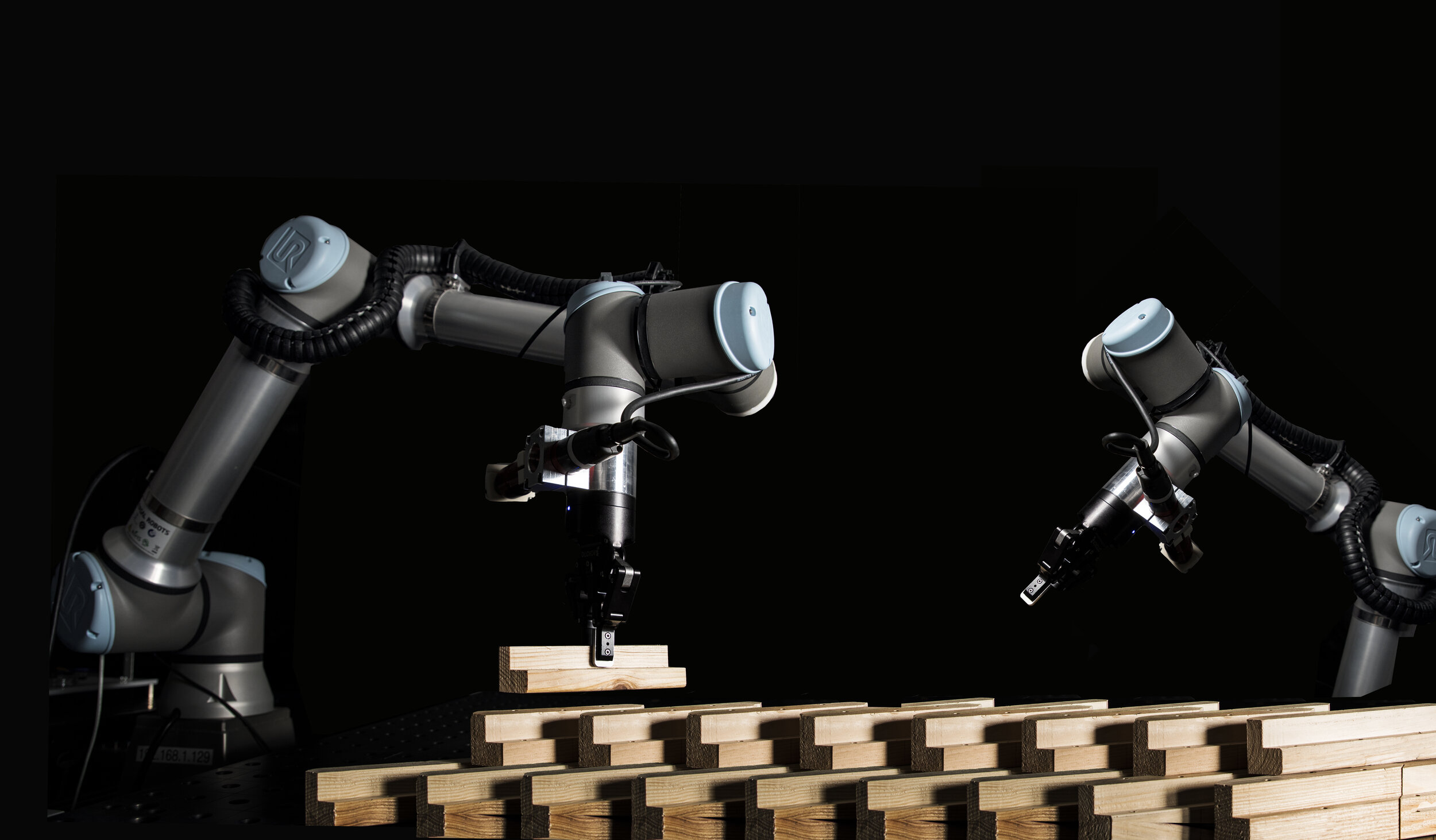 ROBOTIC REVERSIBLE TIMBER BEAM
