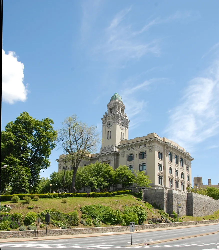 Yonkers City Hall.jpg