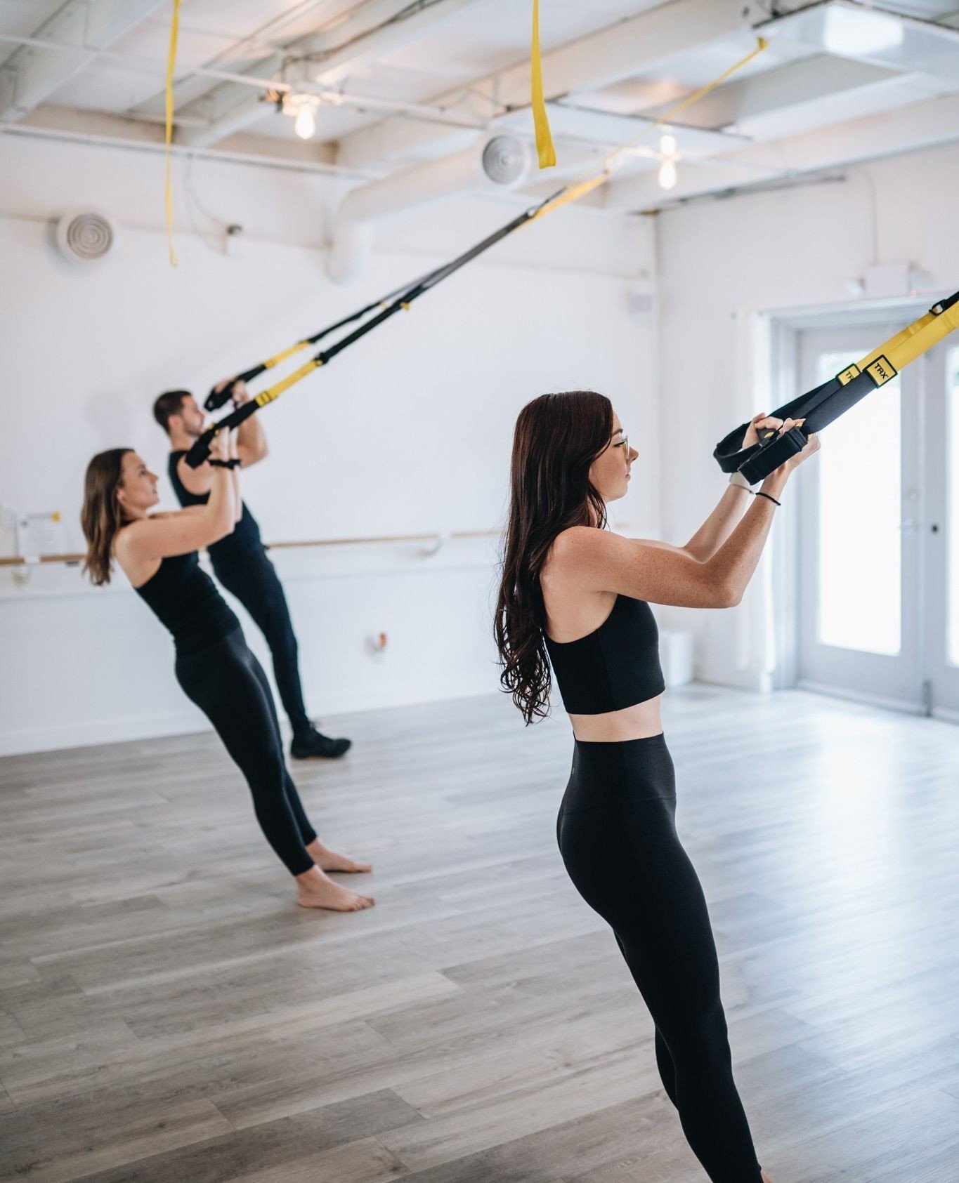 10 reasons we LOVE TRX workouts:⁠
⁠
💪 TRX is for everyone, no matter your fitness level.⁠
⁠
💪 Exercise never gets boring.⁠
⁠
💪 New twists on old exercises.⁠
⁠
💪 Burn more calories.⁠
⁠
💪 Get a stronger core.⁠
⁠
💪 Lower risk of injury compared wi