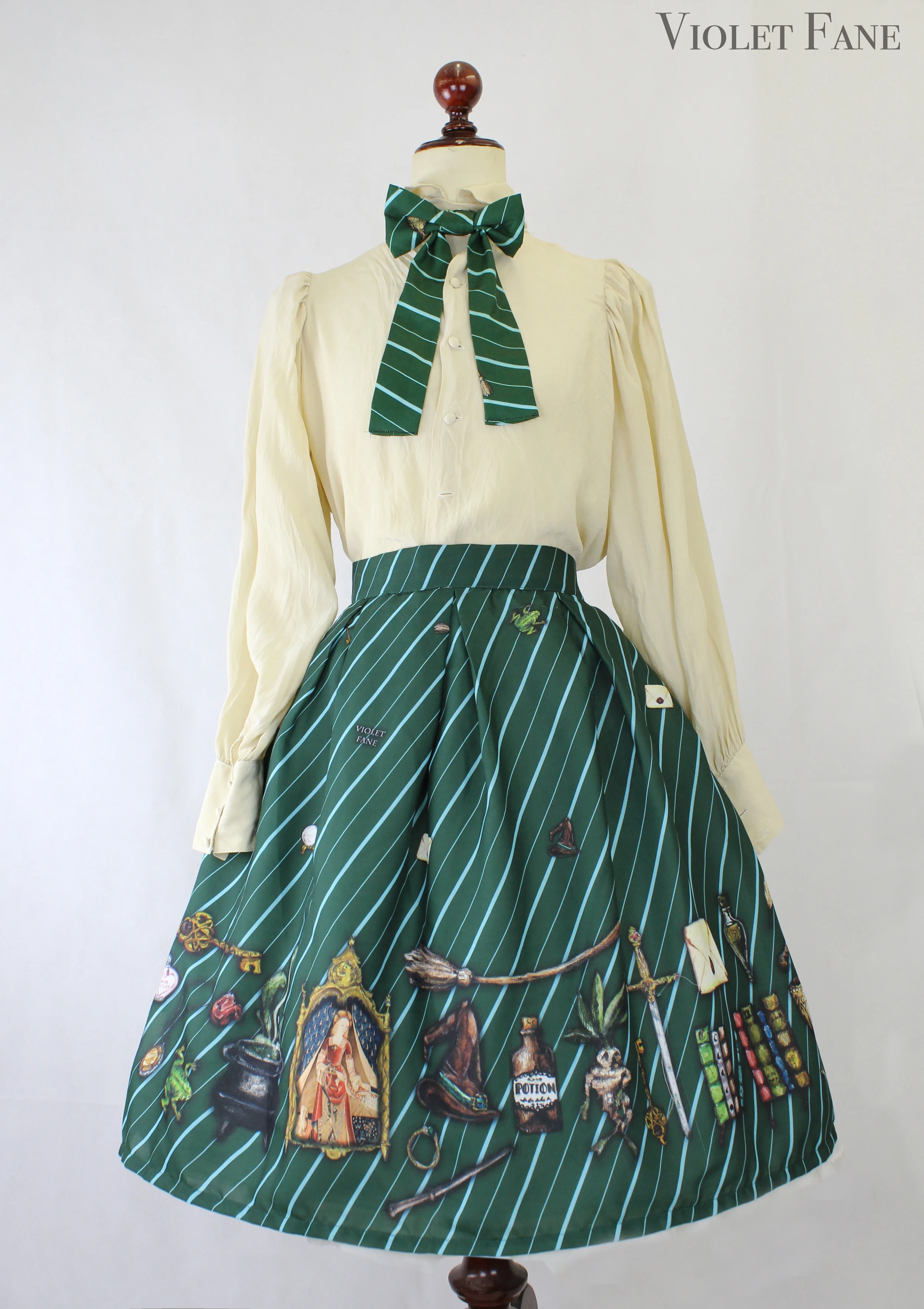 sly-skirt-04.jpg