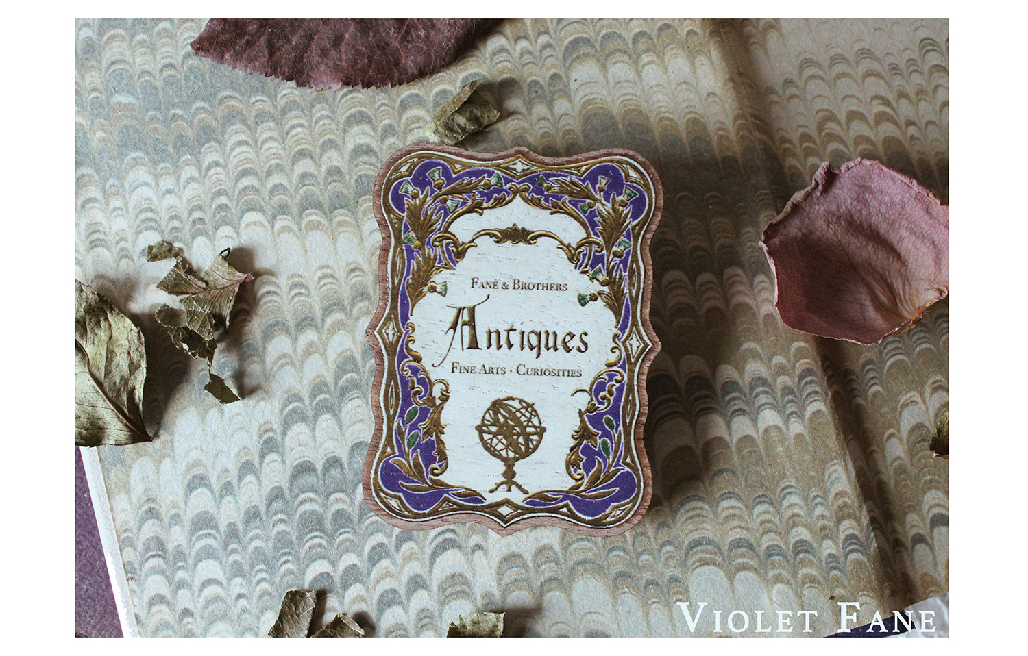 antiques-1p.jpg