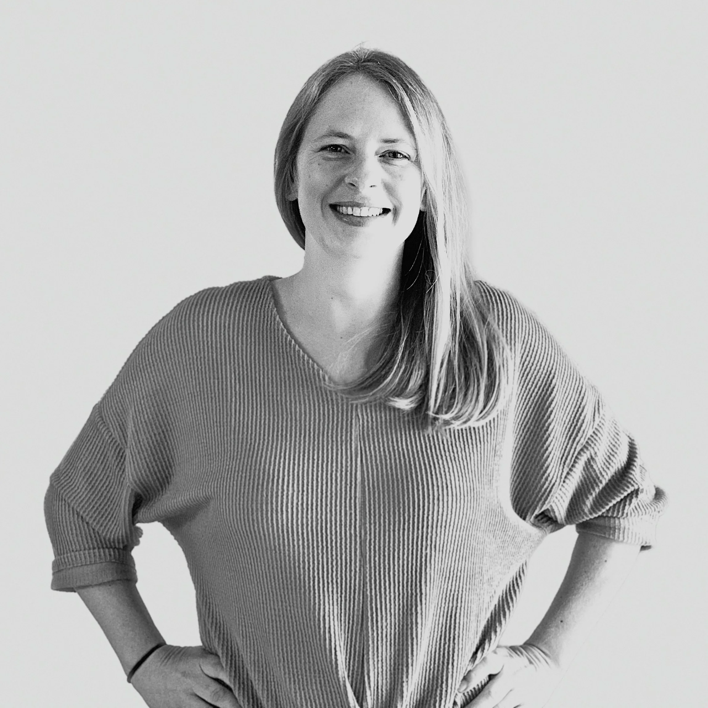 llama adds Sandy Bushey as Sr. Business &amp; Technical Analyst