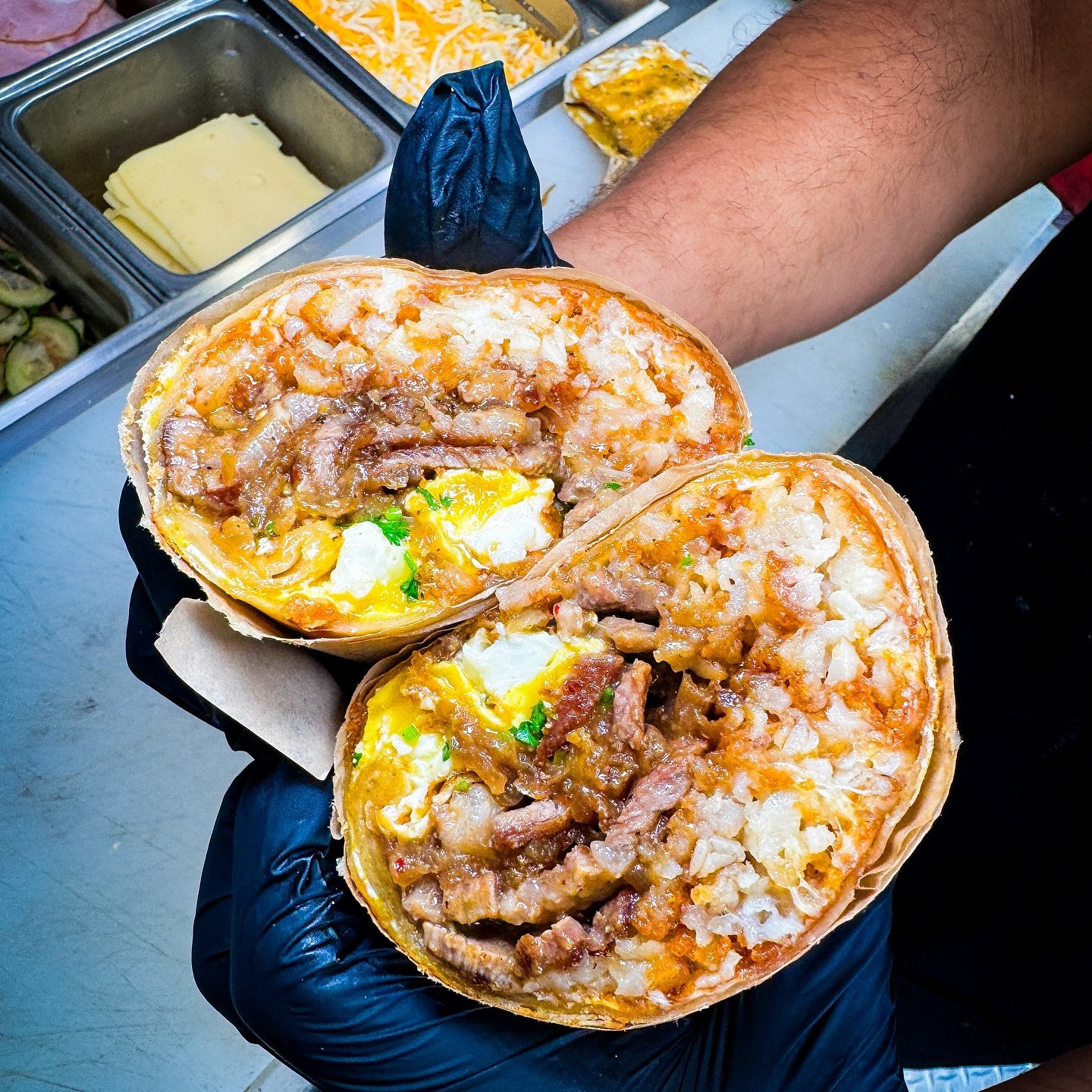 Looking for your next go-to spot?

We&rsquo;ve got something for everyone! Sandwiches, Burritos, Wings, Tacos and Epic Specials every week!

Catch us this weekend Fri-Sunday @brewery_x in Anaheim!

📍 @brewery_x 
🚐 @cg.mobilekitchen 

#weekend #loca