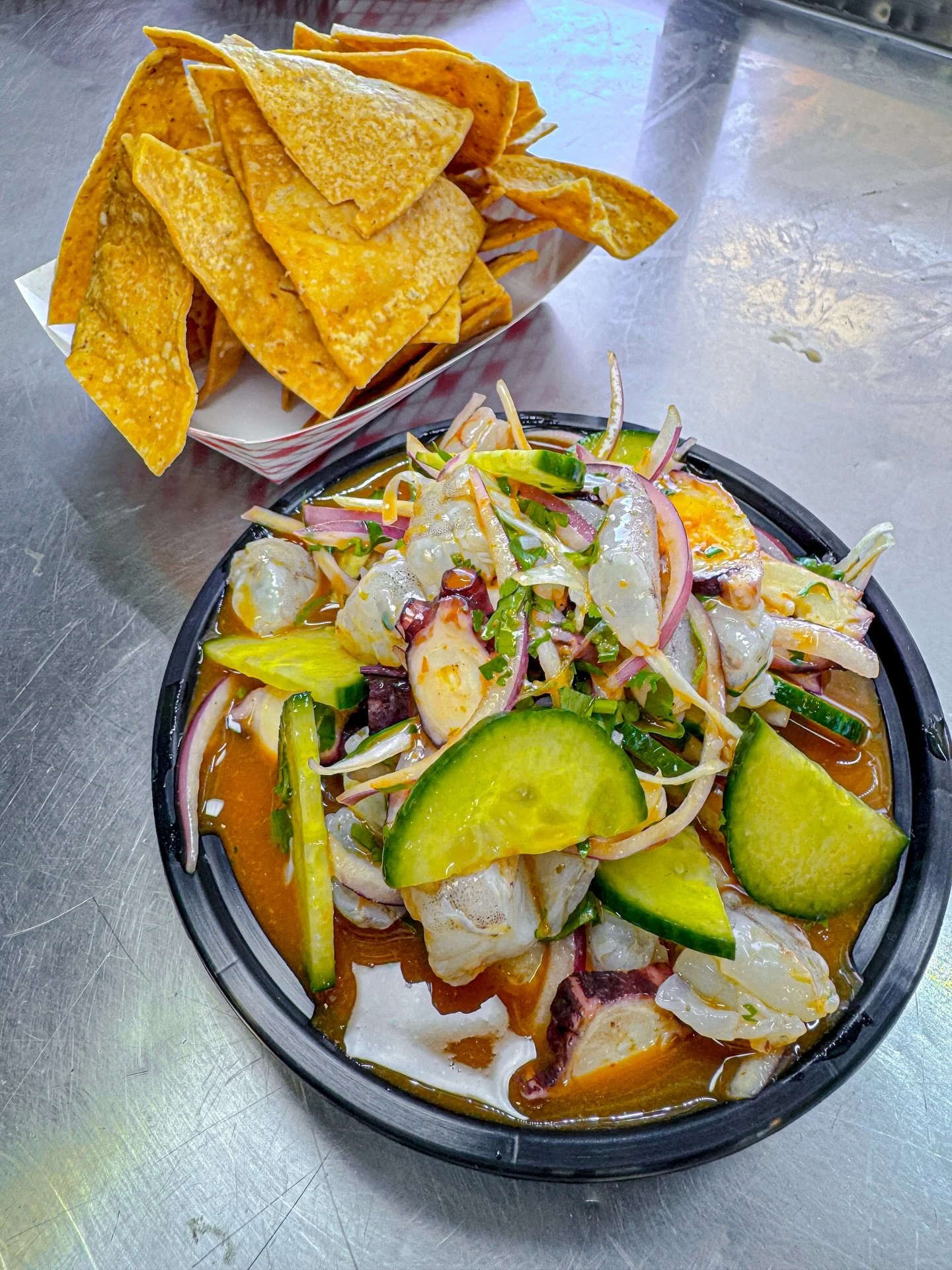 Heatwave has us craving some Mariscos&hellip;

Should we bring back our Aguachile, Ceviche and Poke? Let us know in the comments what your favorite is!

🚐 @cg.mobilekitchen 

#mariscos #seafood #aguachile #ceviche #poke