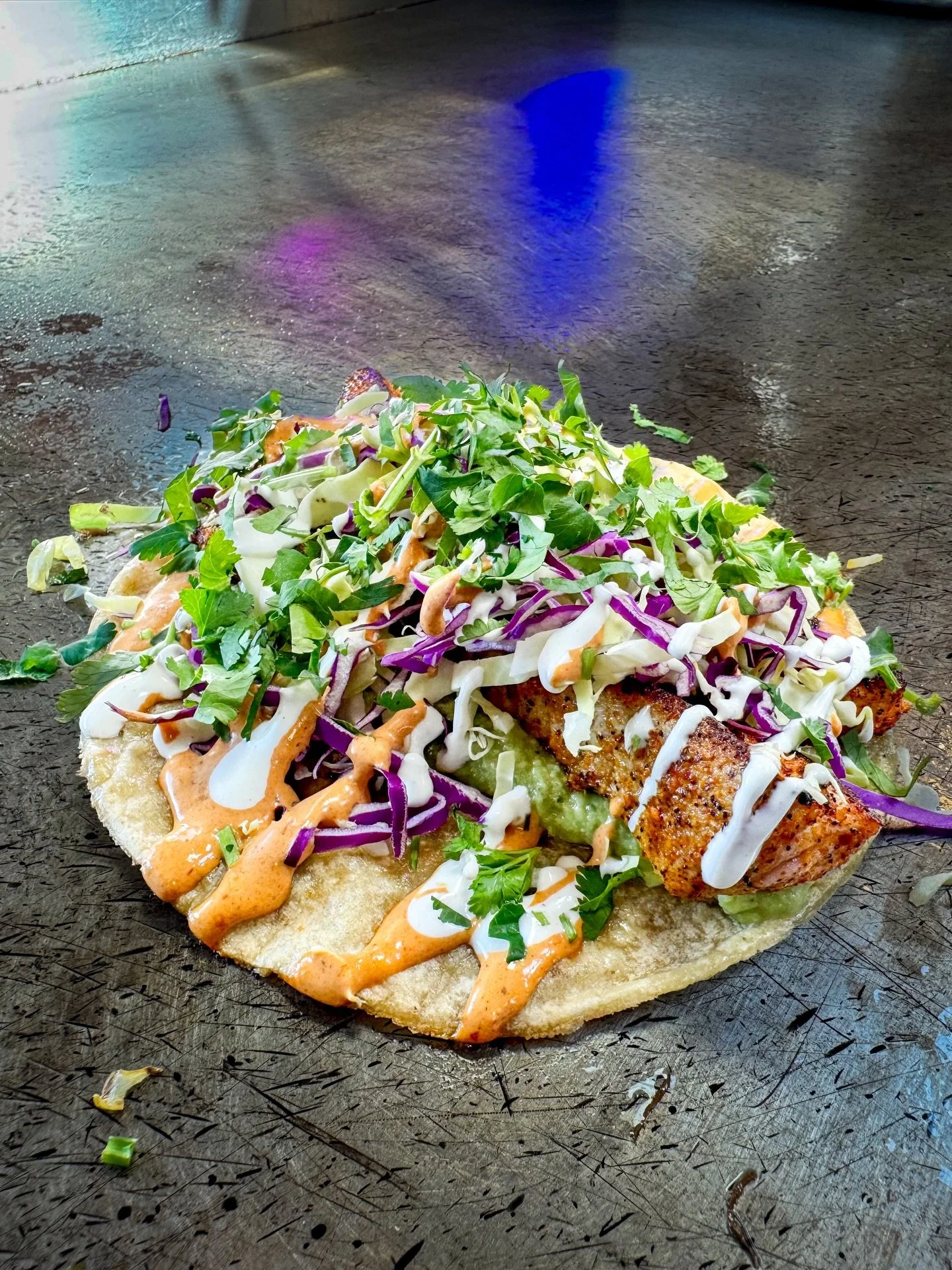 Looking for great Seafood?? 🌊 

Take a look at some of our previous specials. Everything from Tacos and Ceviches to Burritos and Poke. Always fresh and full of flavor. Come see what&rsquo;s new this week. 

🚐 @cg.mobilekitchen 

#seafood #mariscos 