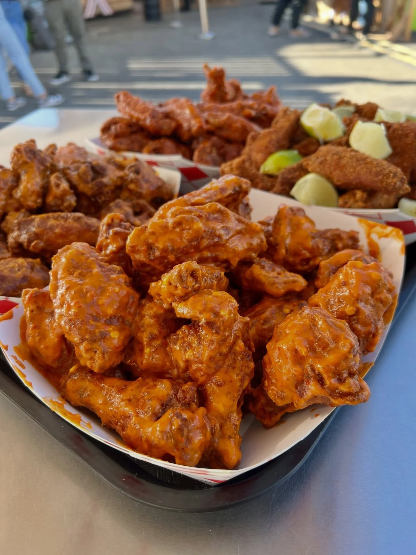 Looking for the best Wings?? 🍗 

Our Crispy, Tender Wings are fried up to order and tossed in your choice of 10 Signature Flavors. 

🌶 Serrano Buffalo
🍋 Chili Limon
🇯🇵 Ginger-Soy
🤠 Nashville Hot
🧄 Garlic Chili
🇰🇷 Gochujang
🍸 Dirty Bleu
🐴 S
