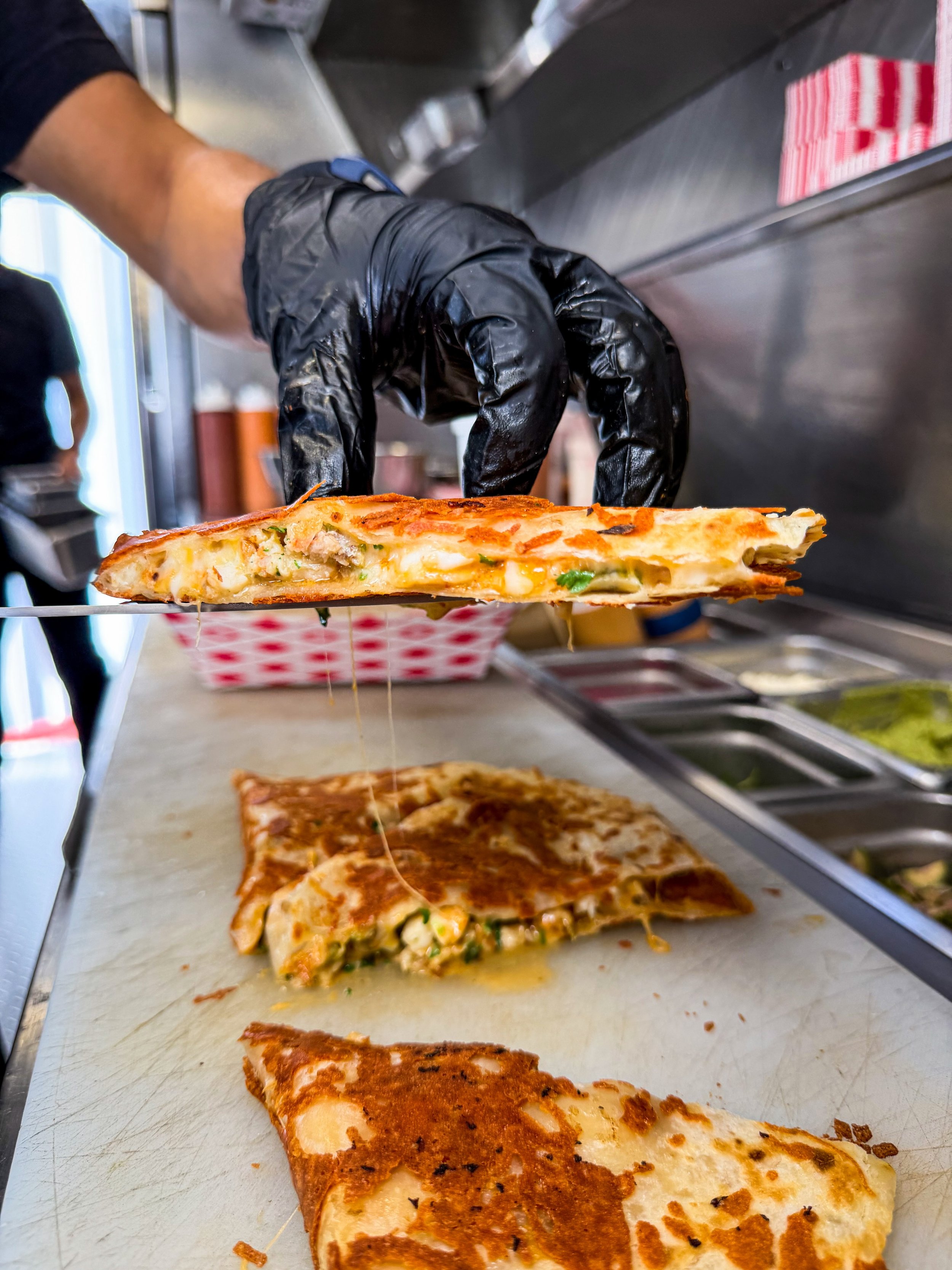 Tomorrow at Everywhere!

We&rsquo;re back at our usual Thursday spot at Everywhere in Orange! 🍊 Full menu available, including Quesadillas, Wings, Sandwiches and more! Head on down from 4-9pm!

Thursday, July 23 4-9pm
📍 @everywherebeerco 

#foodtru