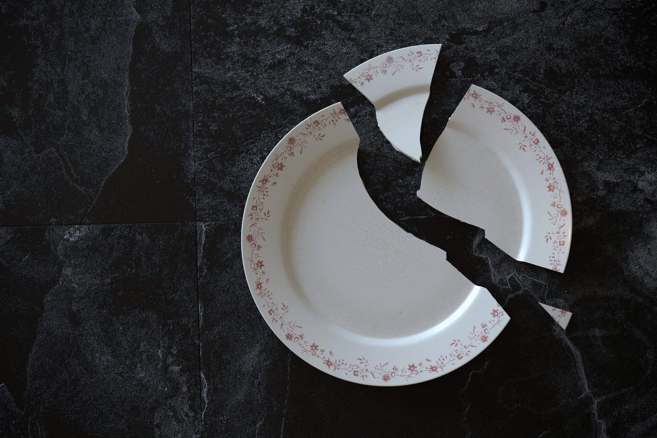 Broken-Plate 3x2ratio.jpg