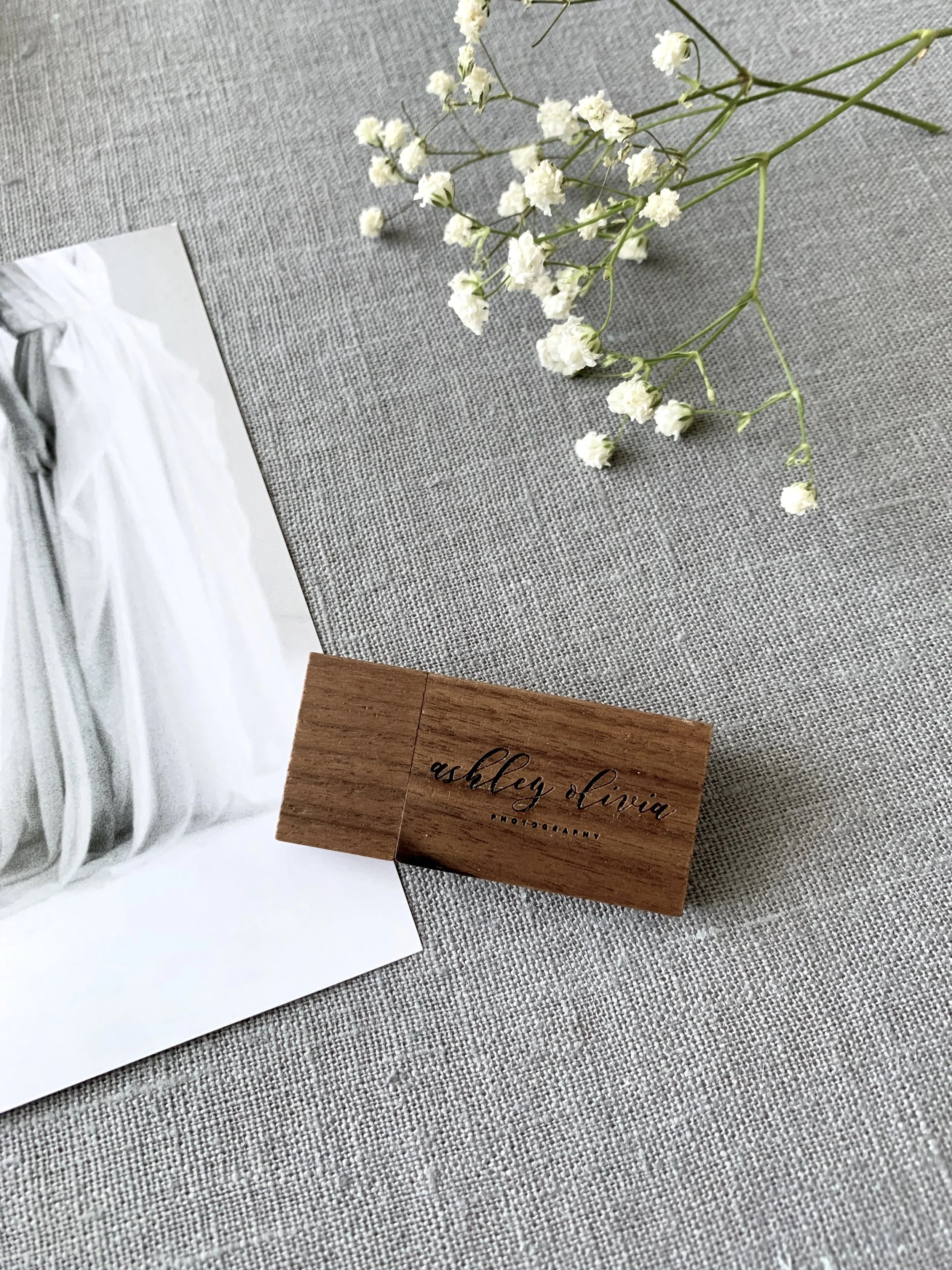 Walnut USB Flash Drive