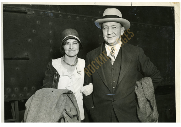  Knute and Bonnie Rockne in a happy moment. 