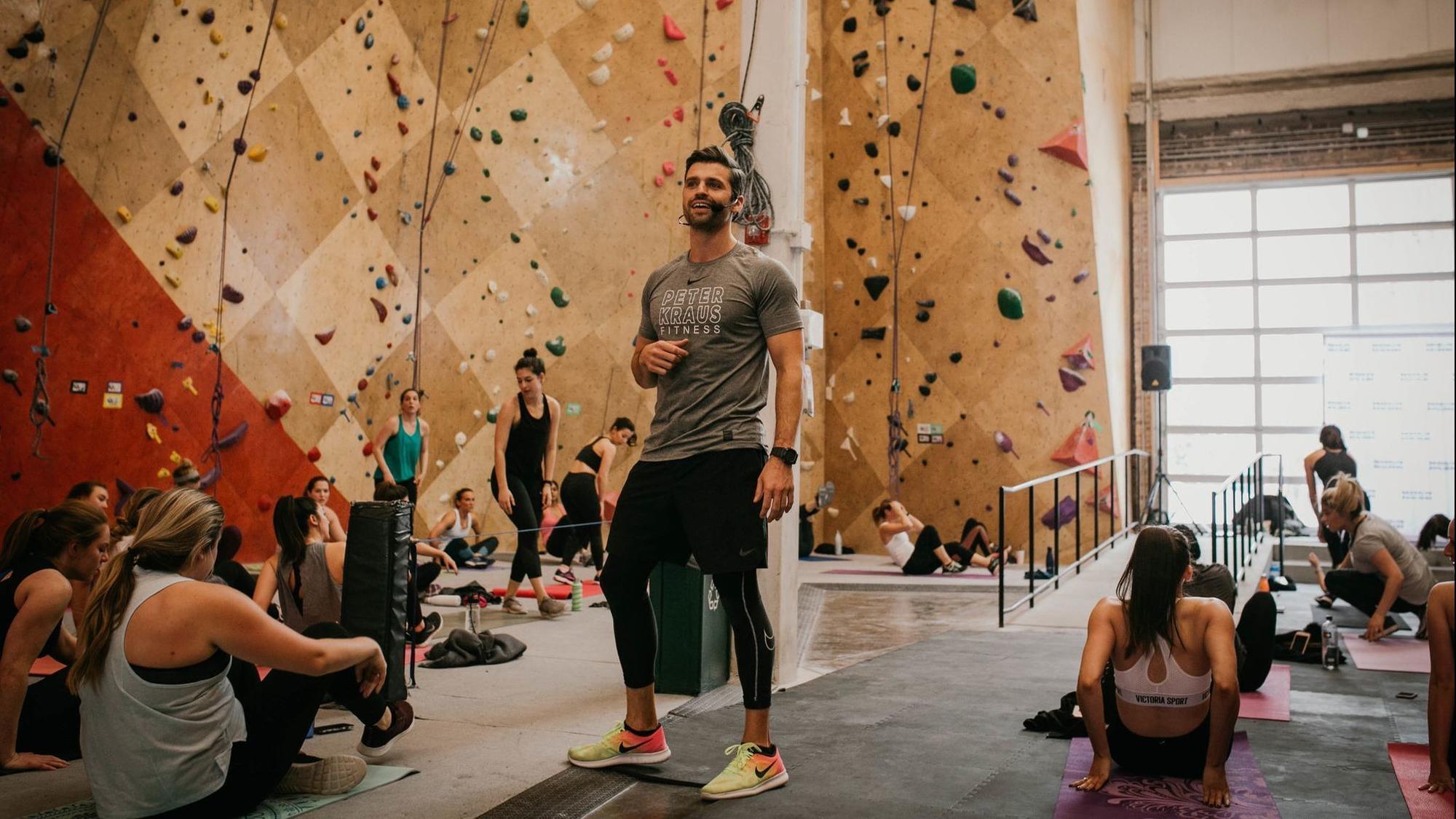ct-ent-bachelorette-peter-kraus-20190122.jpg
