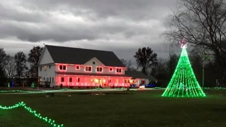 THE PLEASANT GROVE ANNUAL CHRISTMAS MUSICAL