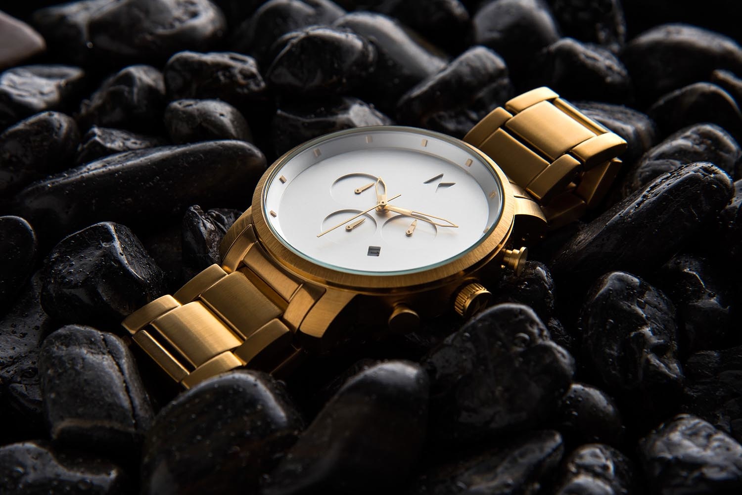 MVMT Gold Chrono watch product photography