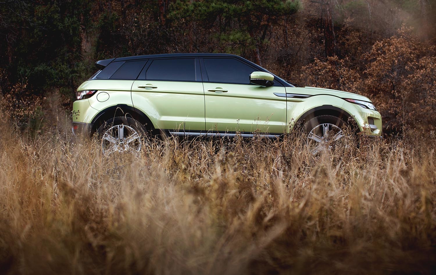 Range Rover Evoque automotive photography