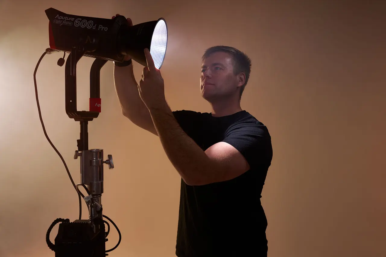 The Art of Simplicity: One Light Setup for Any Shoot