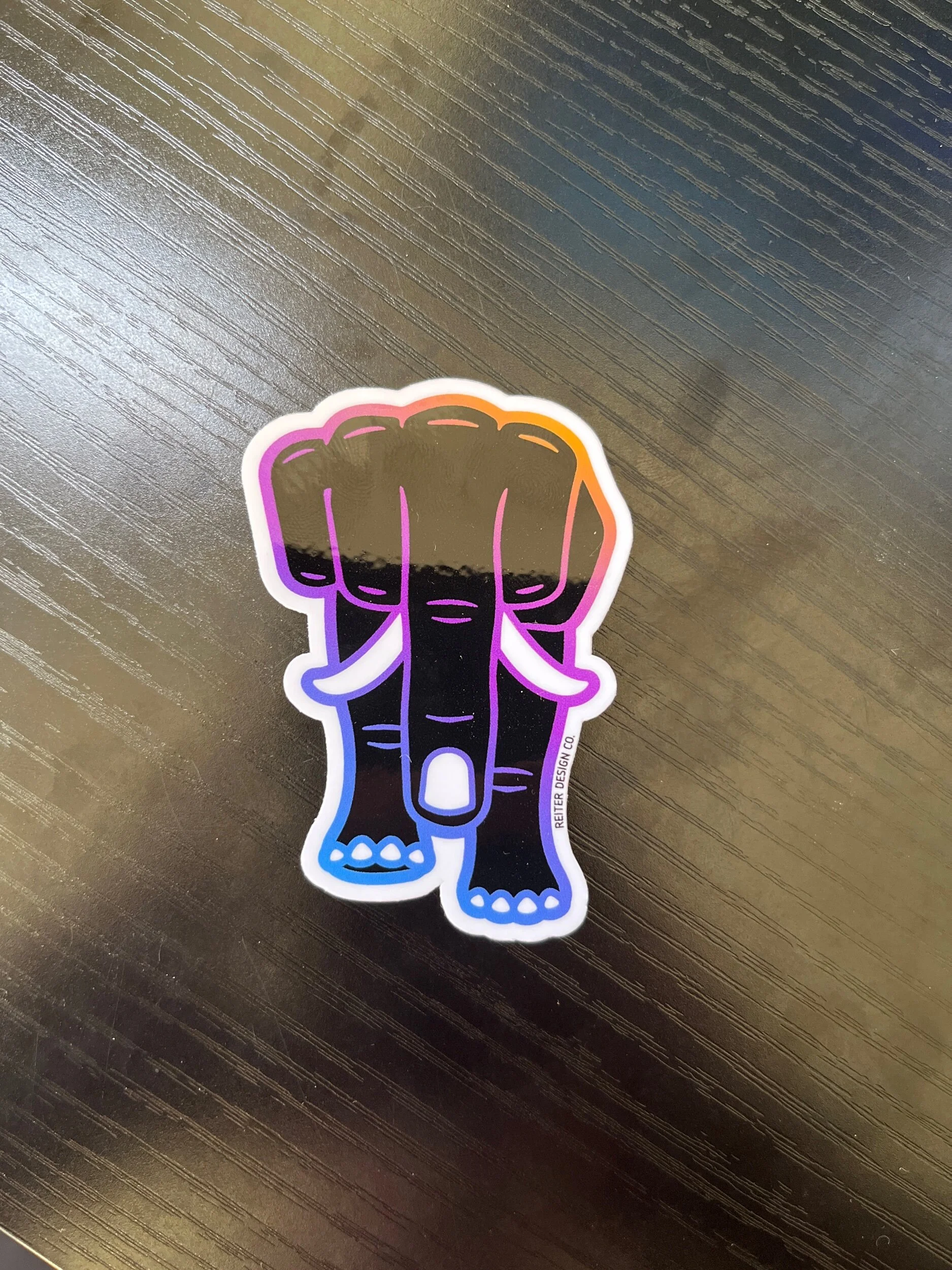 7B084331-7A2D-45F0-B7A6-7D9EA5BA8662