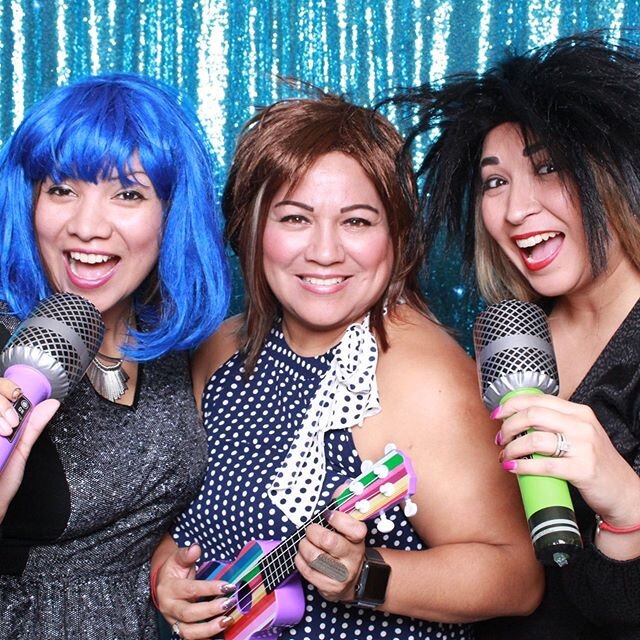 #howtopose #wereinaband #nbd 💁🏻&zwj;♀️ .
.
You can be whoever you want to be with nostalgiapb.com at least for a little while 😉 .
.
.
#blueglitz #winterwonderland #atx #nostalgiapb #photoboothsa #satx
