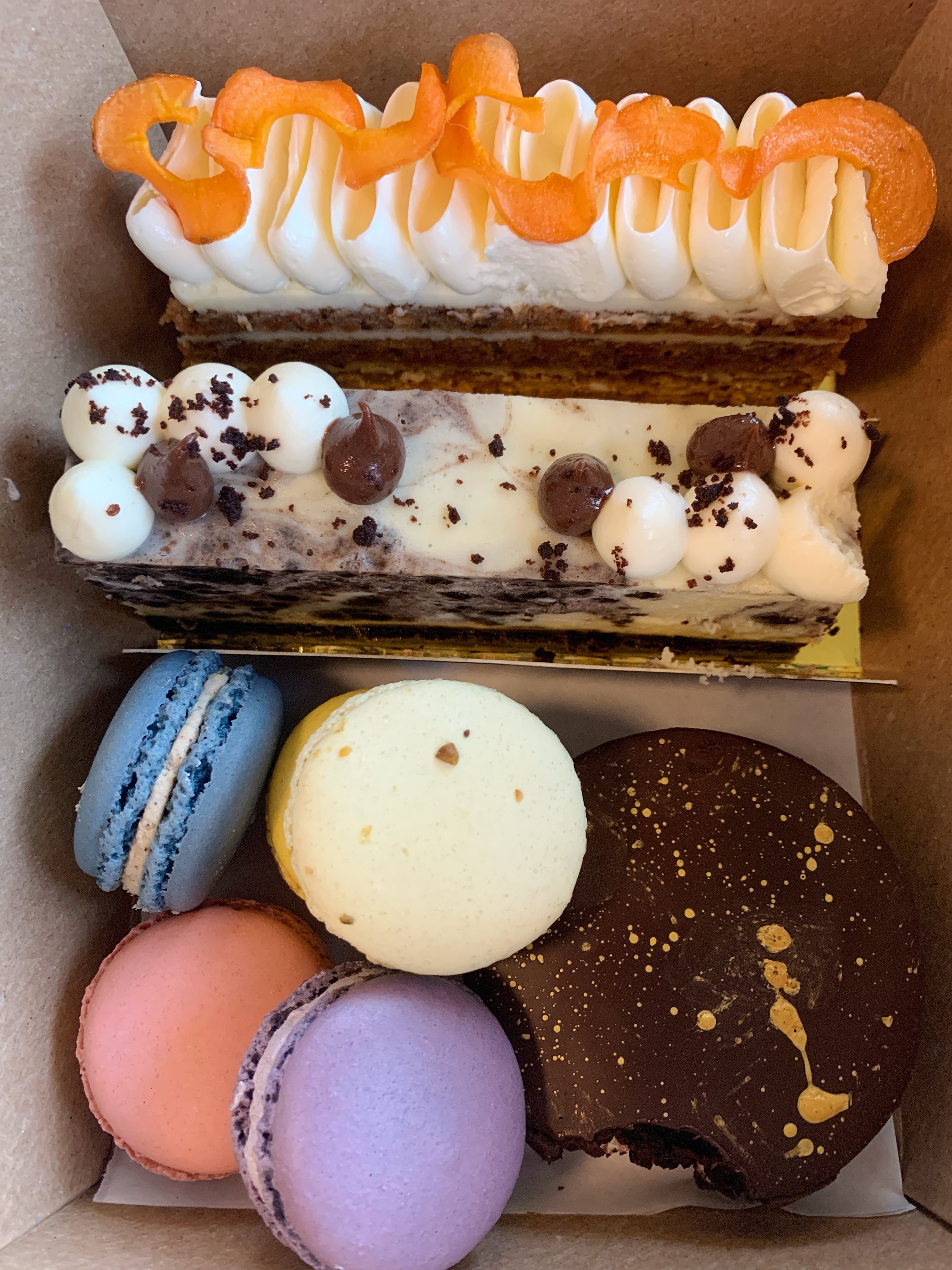 ginger me glam bakery lorraine taste testing5.JPG