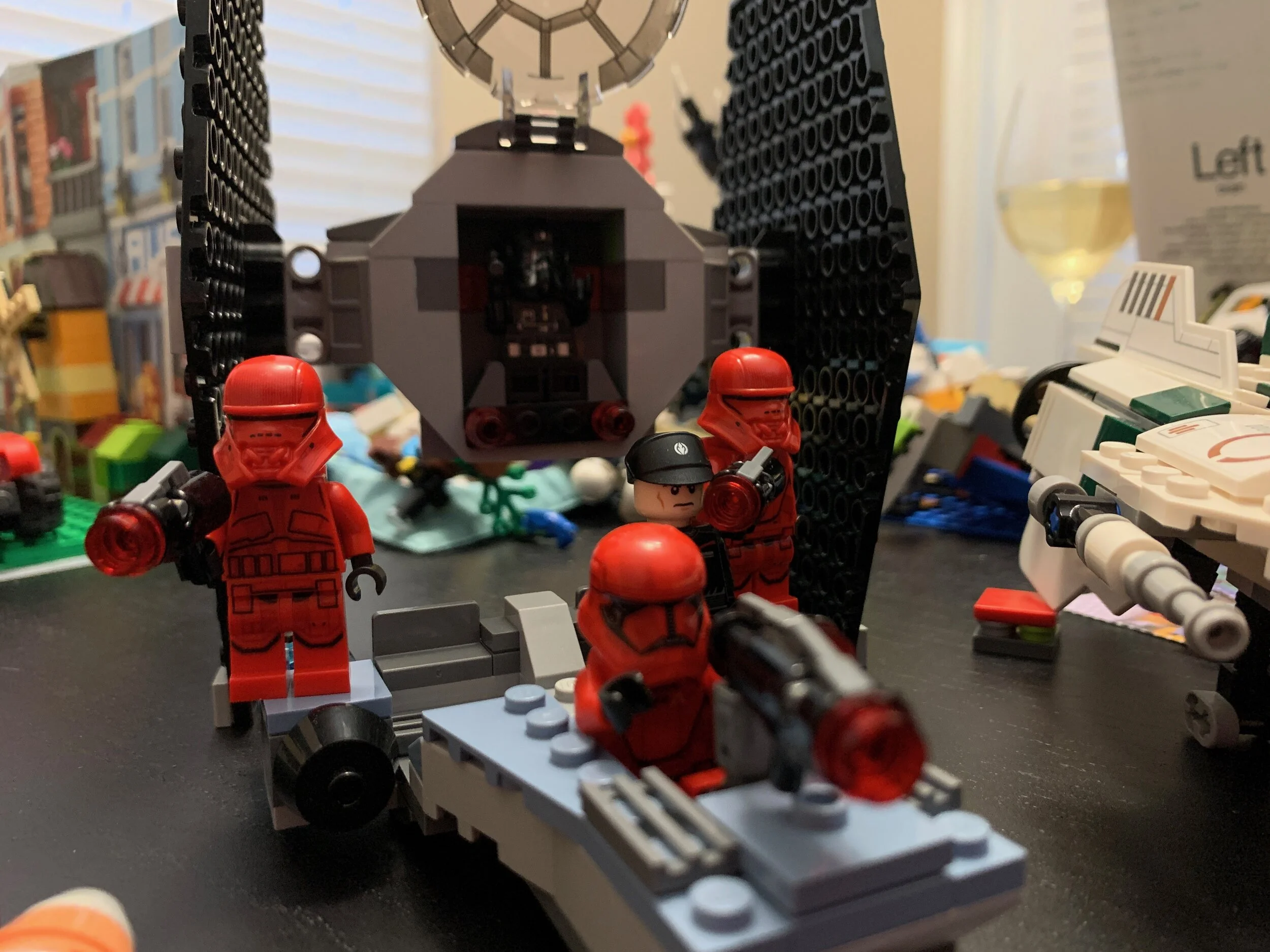 I mean, come on! How can you not want to add this set into your collection?