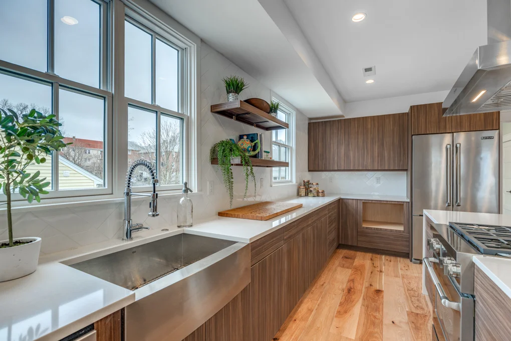 19_Kitchen-8.jpg