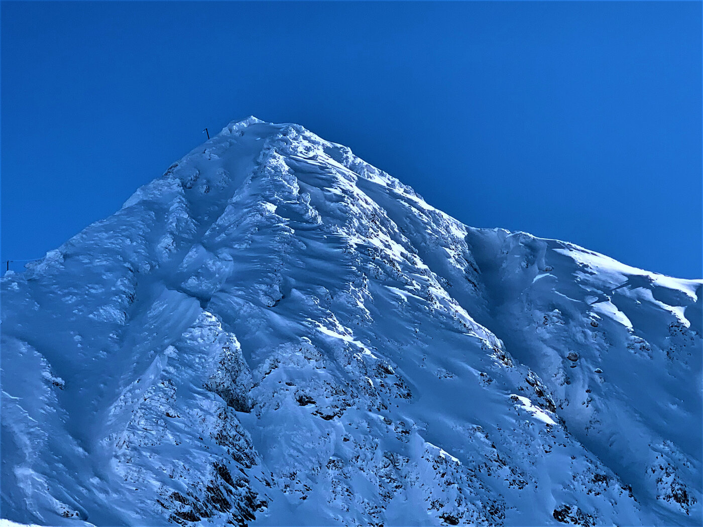 Snow-mountain-peak.jpg
