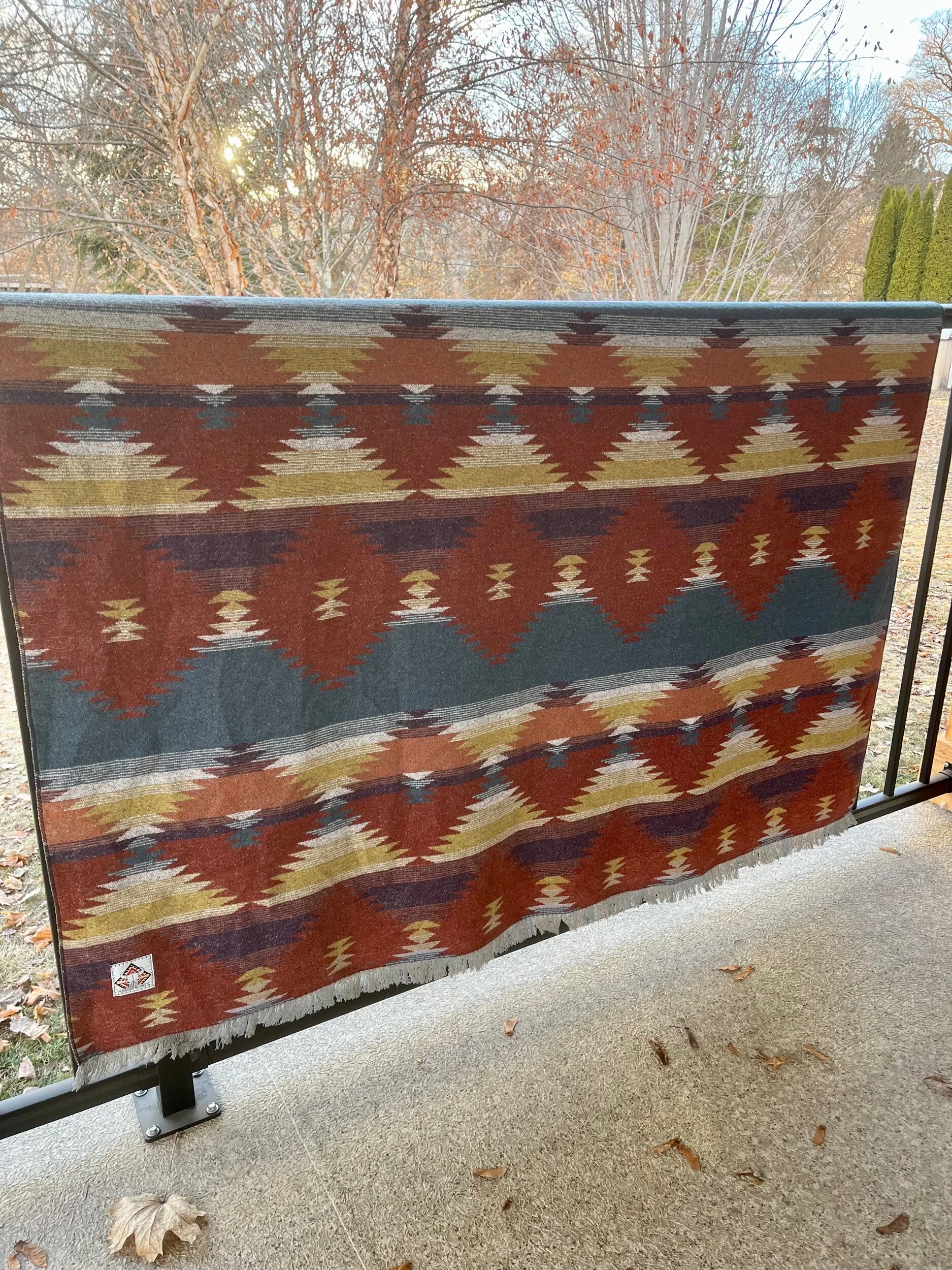 0C93975E-000F-4221-9DFE-8F3BEBCB38F8