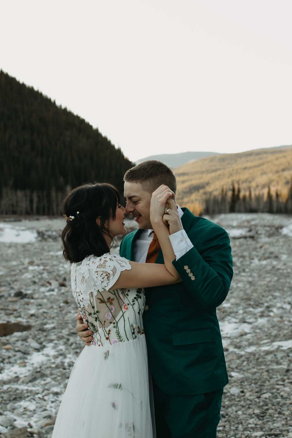 Winter Elopement at Mama Bear Cabin // Wedding Inspiration in Bragg Creek, Alberta - Bronte Bride