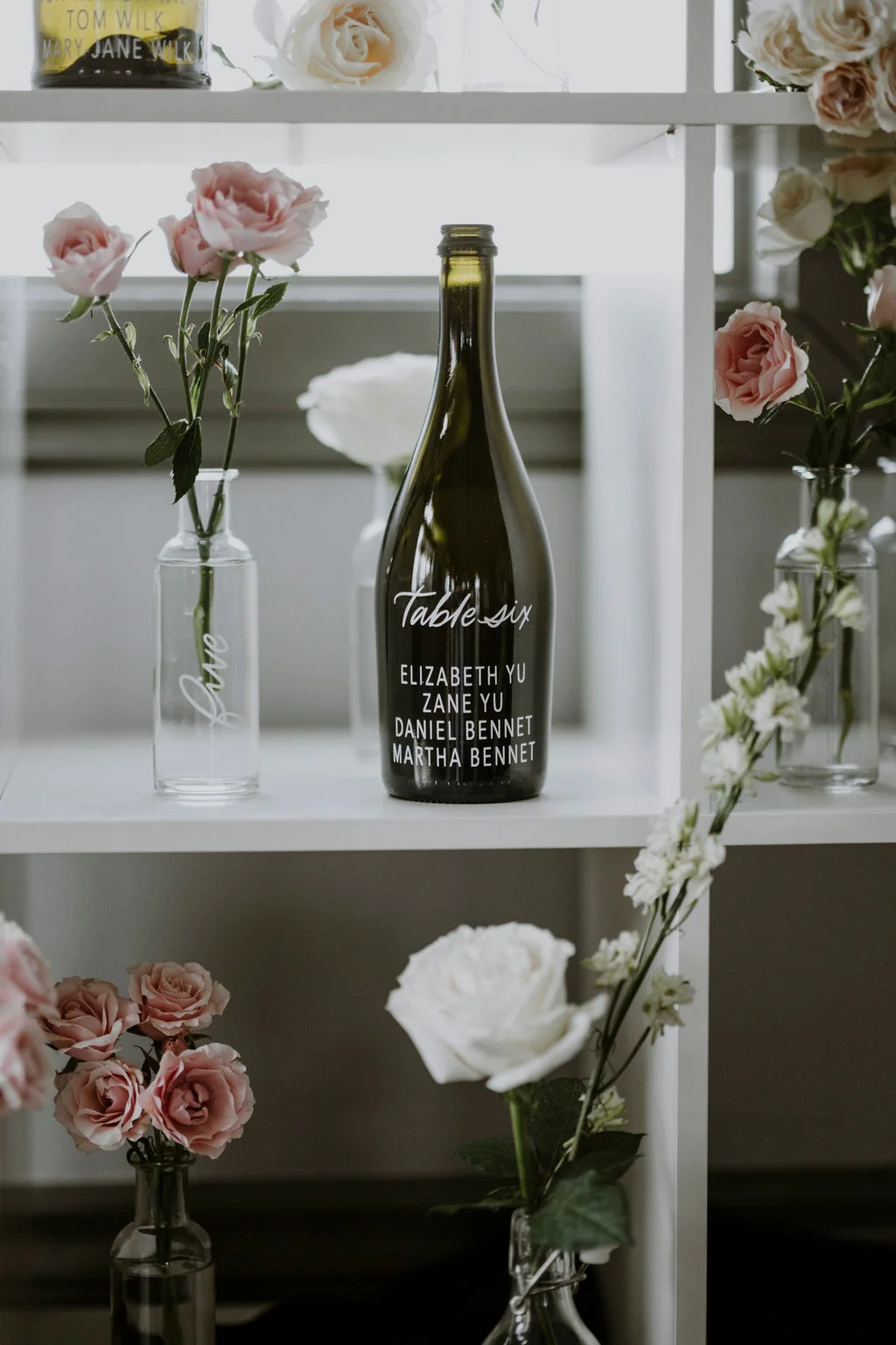 La Mariée Moderne - Styled Bridal Shoot at Crestmont Hall in Calgary, Alberta - on the Bronte Bride Blog