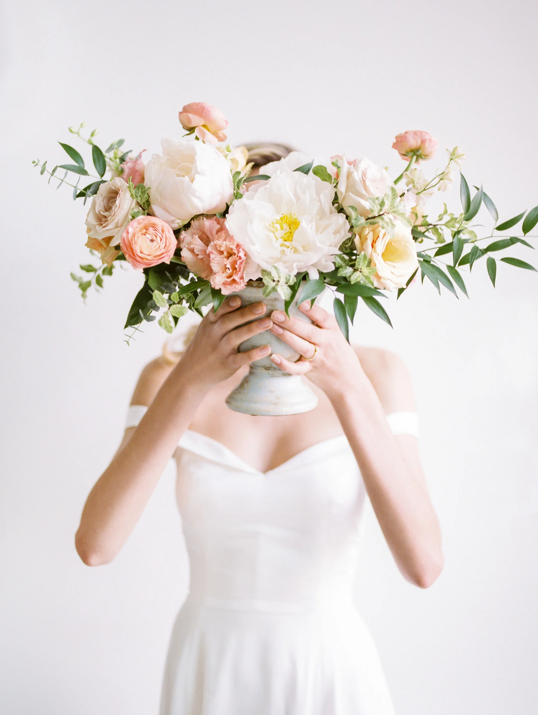 This Stunning Shoot Combines Fine Art Inspiration and Colourful Florals in the Most Beautiful Way - on the Bronte Bride Blog