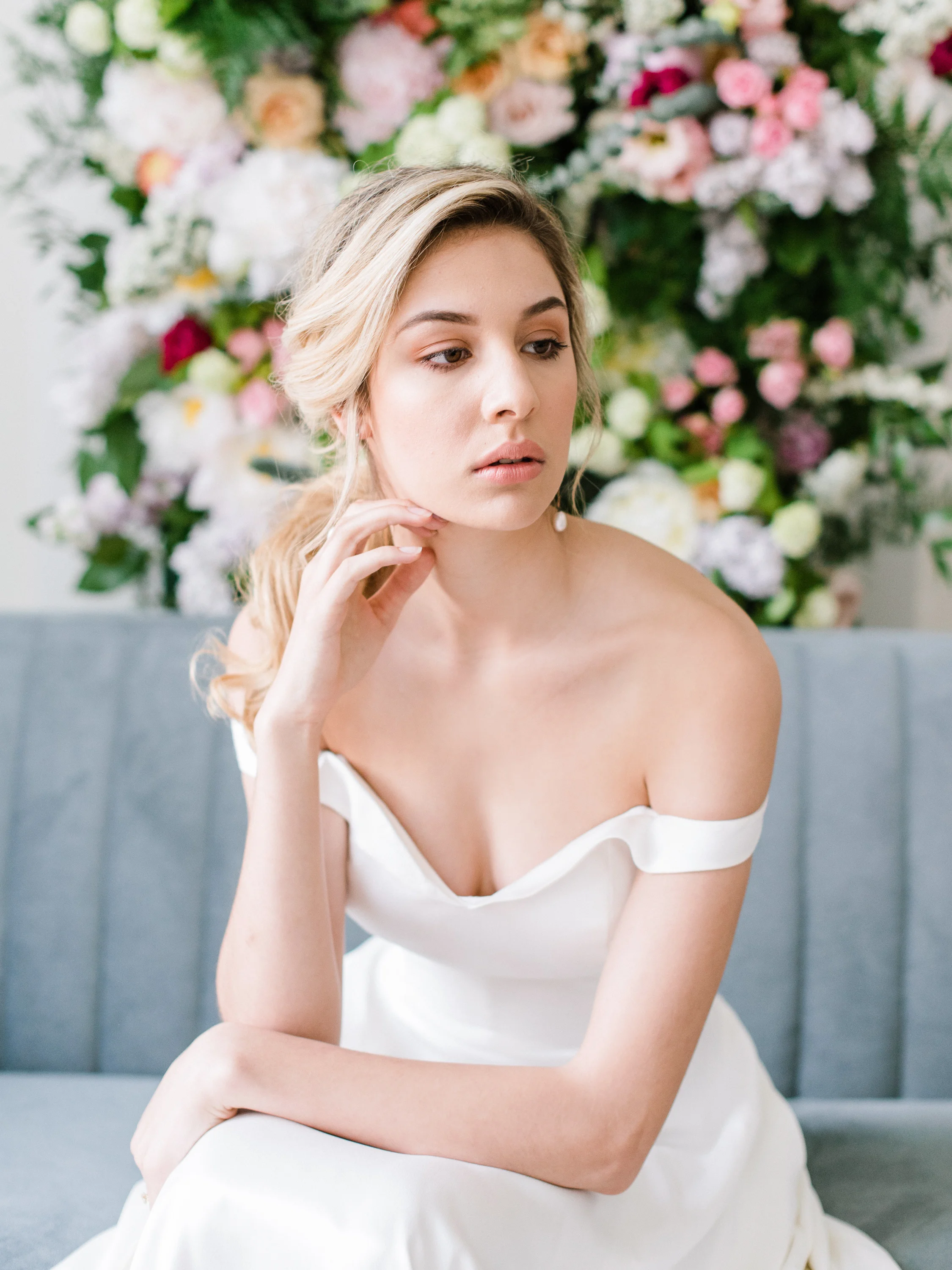 This Stunning Shoot Combines Fine Art Inspiration and Colourful Florals in the Most Beautiful Way - on the Bronte Bride Blog