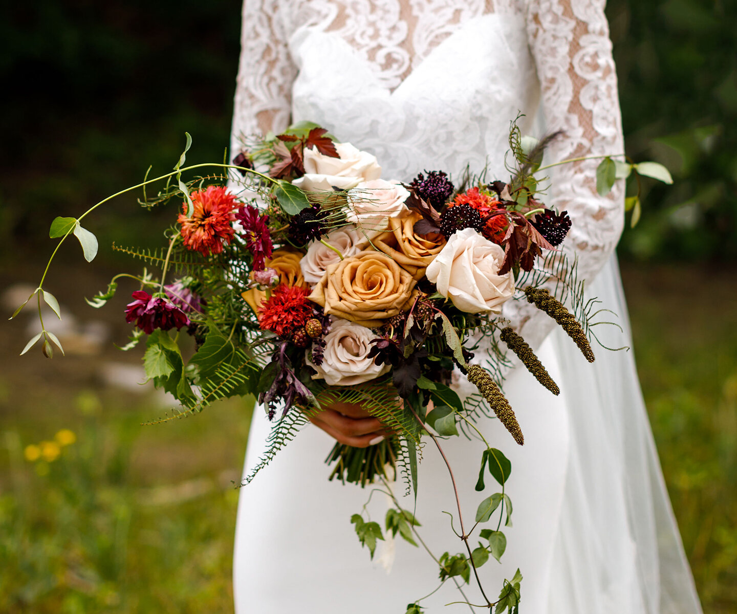 Bridal Bouquet Inspiration for Fall: 12 of the Prettiest Bouquets We've Seen This Autumn in Alberta and the Rockies