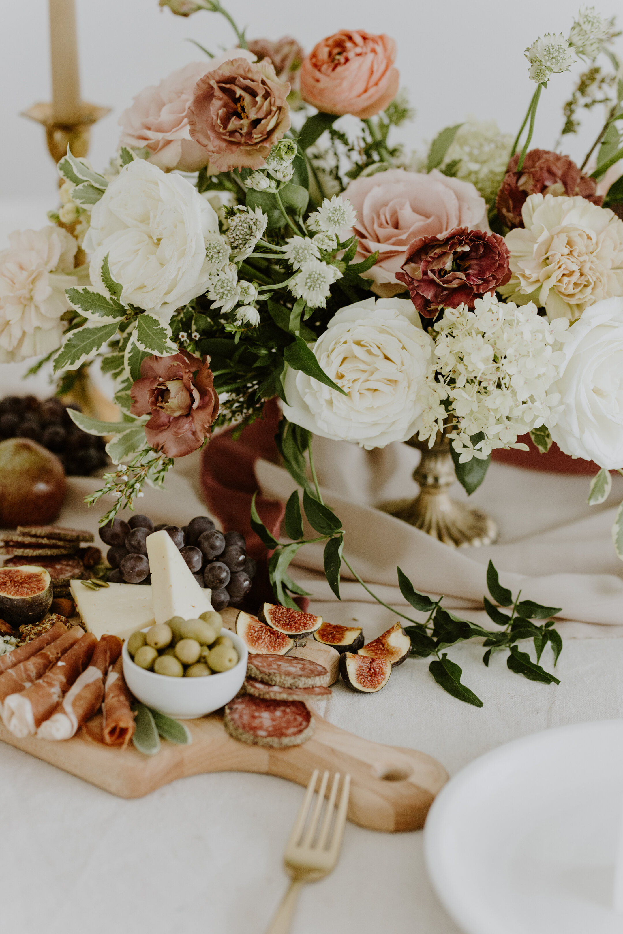 Old-World Romantic Styling Meets Warm Family-Style Gathering // Inspiration Shoot at Spruce Meadows