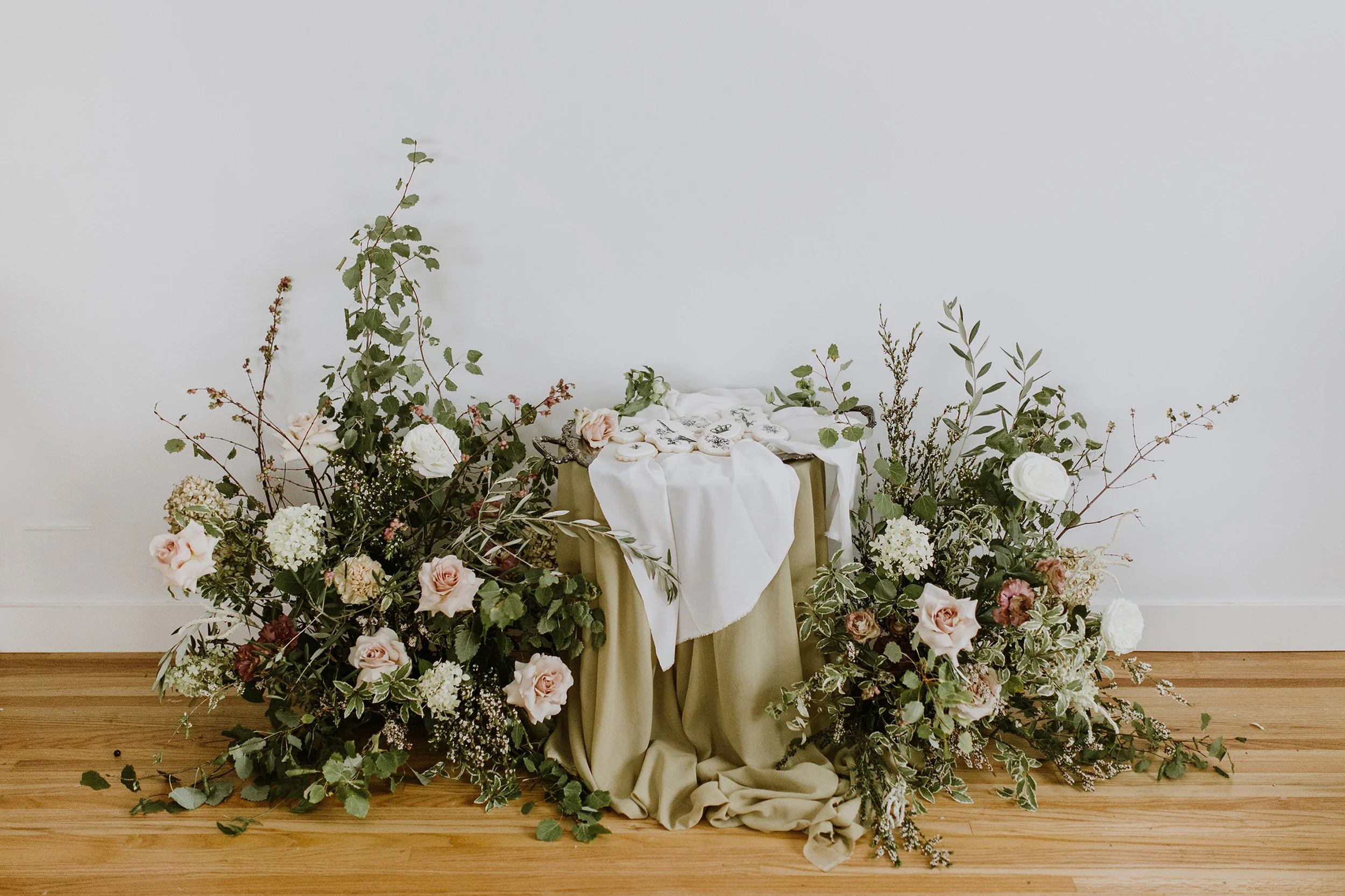 Old-World Romantic Styling Meets Warm Family-Style Gathering // Inspiration Shoot at Spruce Meadows