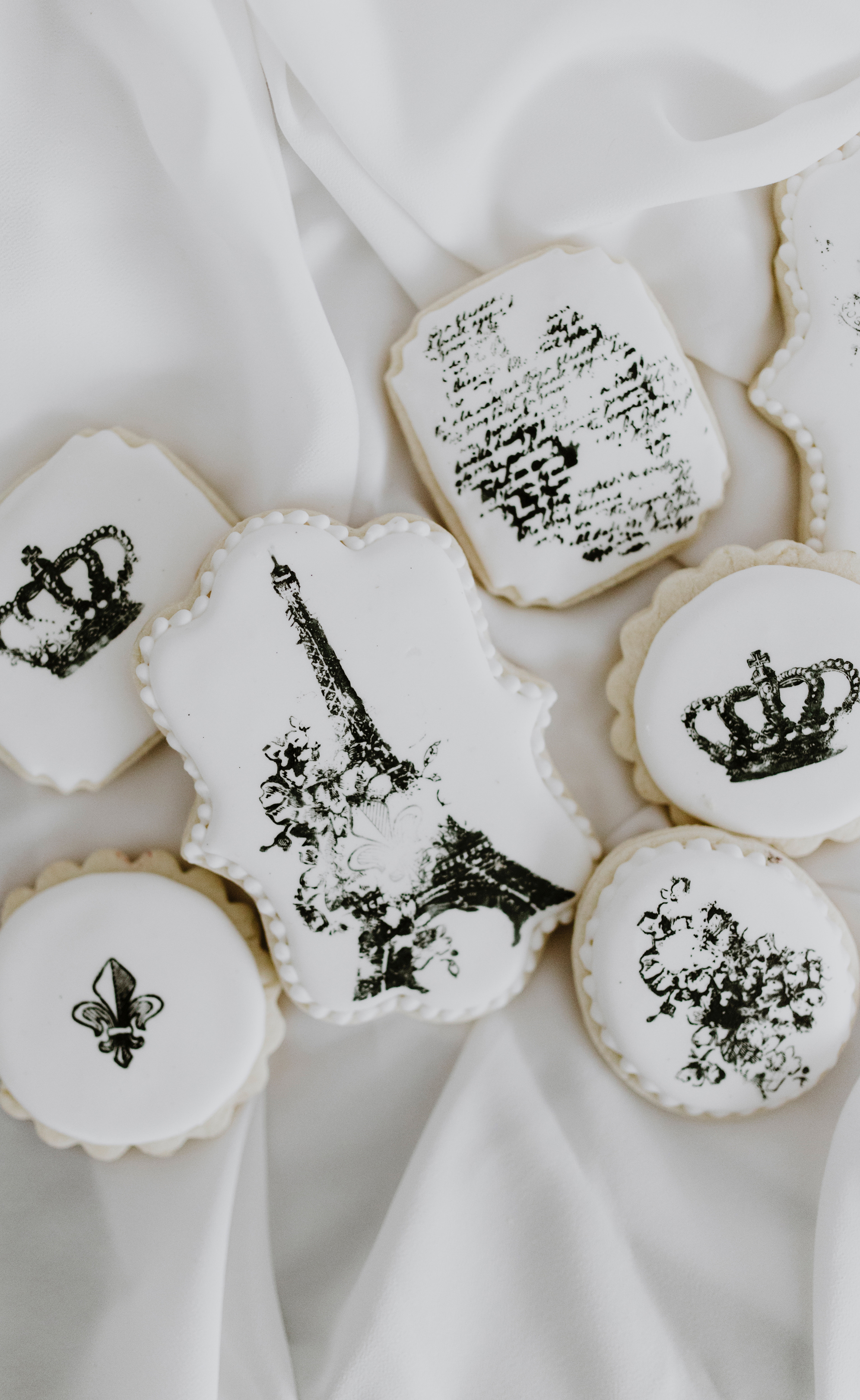 Old-World Romantic Styling Meets Warm Family-Style Gathering // Inspiration Shoot at Spruce Meadows