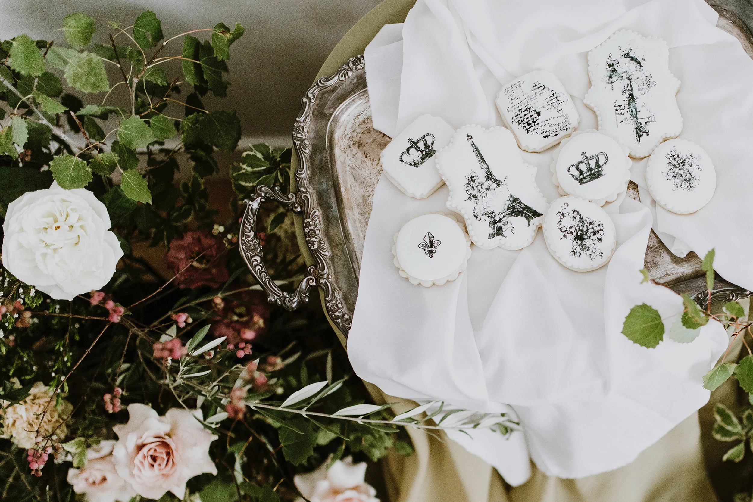 Old-World Romantic Styling Meets Warm Family-Style Gathering // Inspiration Shoot at Spruce Meadows