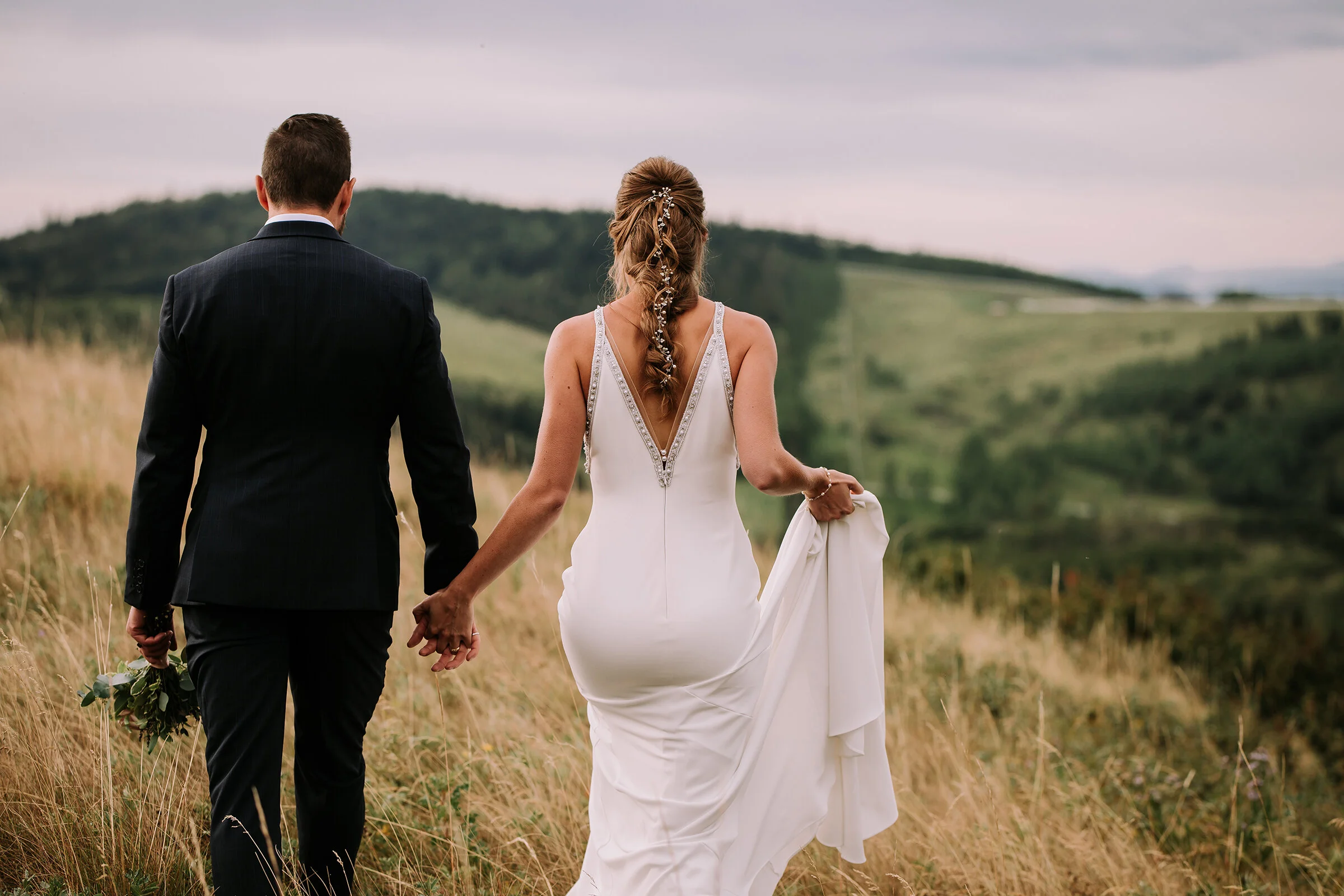 This Unconventional Farm Wedding Breaks All the Rules and We Love it // Mark & Saphron - on the Bronte Bride Blog