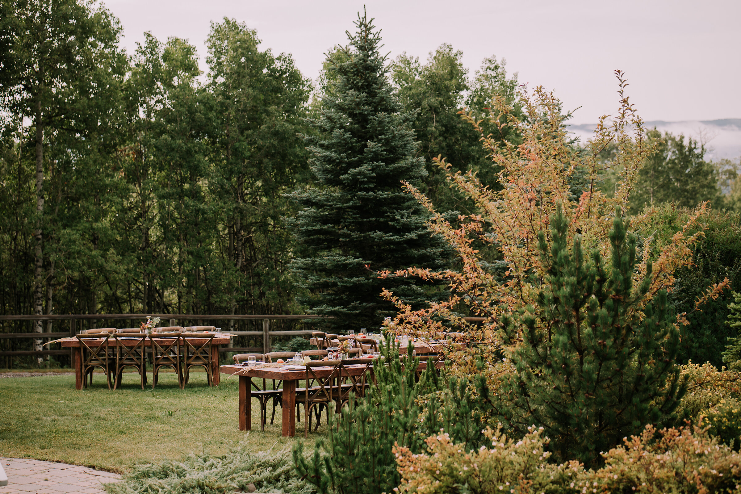 This Unconventional Farm Wedding Breaks All the Rules and We Love it // Mark & Saphron - on the Bronte Bride Blog