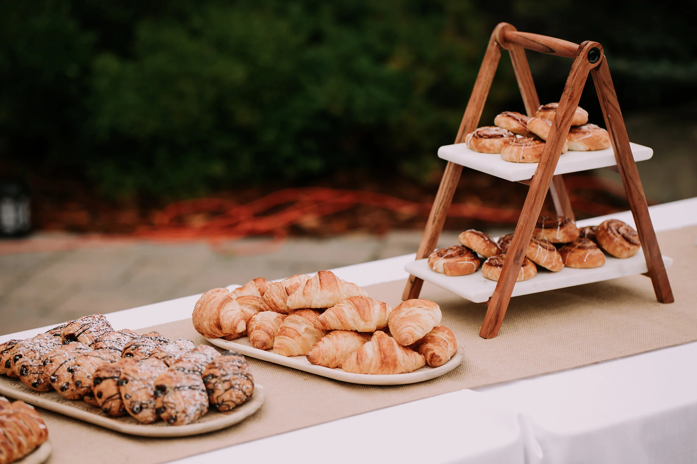 This Unconventional Farm Wedding Breaks All the Rules and We Love it // Mark & Saphron - on the Bronte Bride Blog