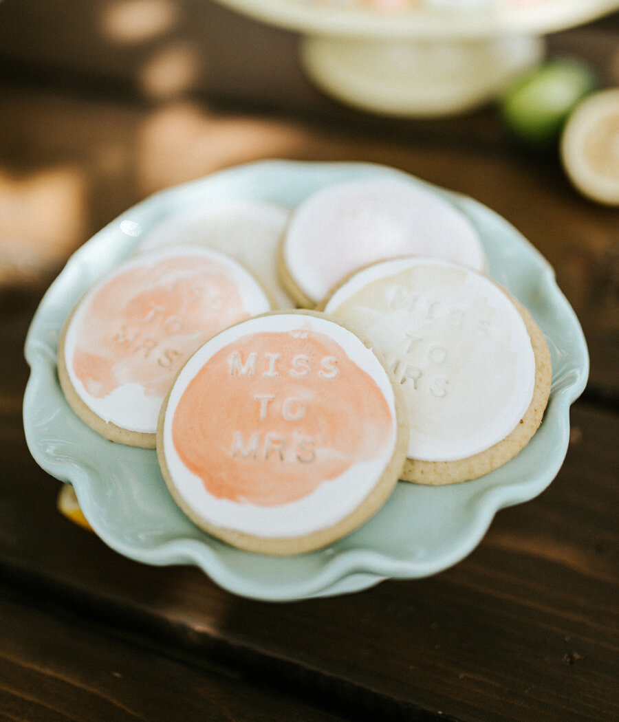 8 Desserts to Have At Your Bridal Shower Instead of Cake // Let's get Local