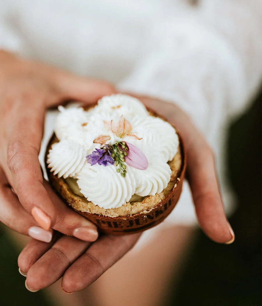 8 Desserts to Have At Your Bridal Shower Instead of Cake // Let's get Local