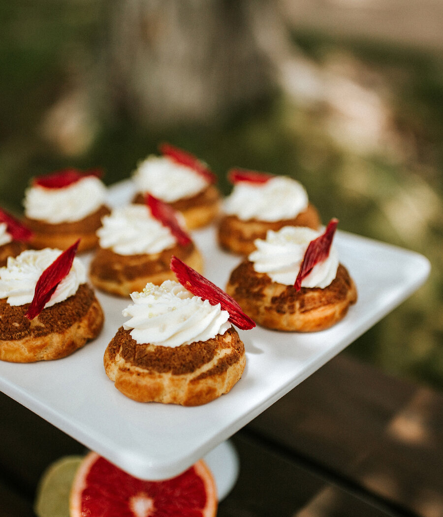 8 Desserts to Have At Your Bridal Shower Instead of Cake // Let's get Local